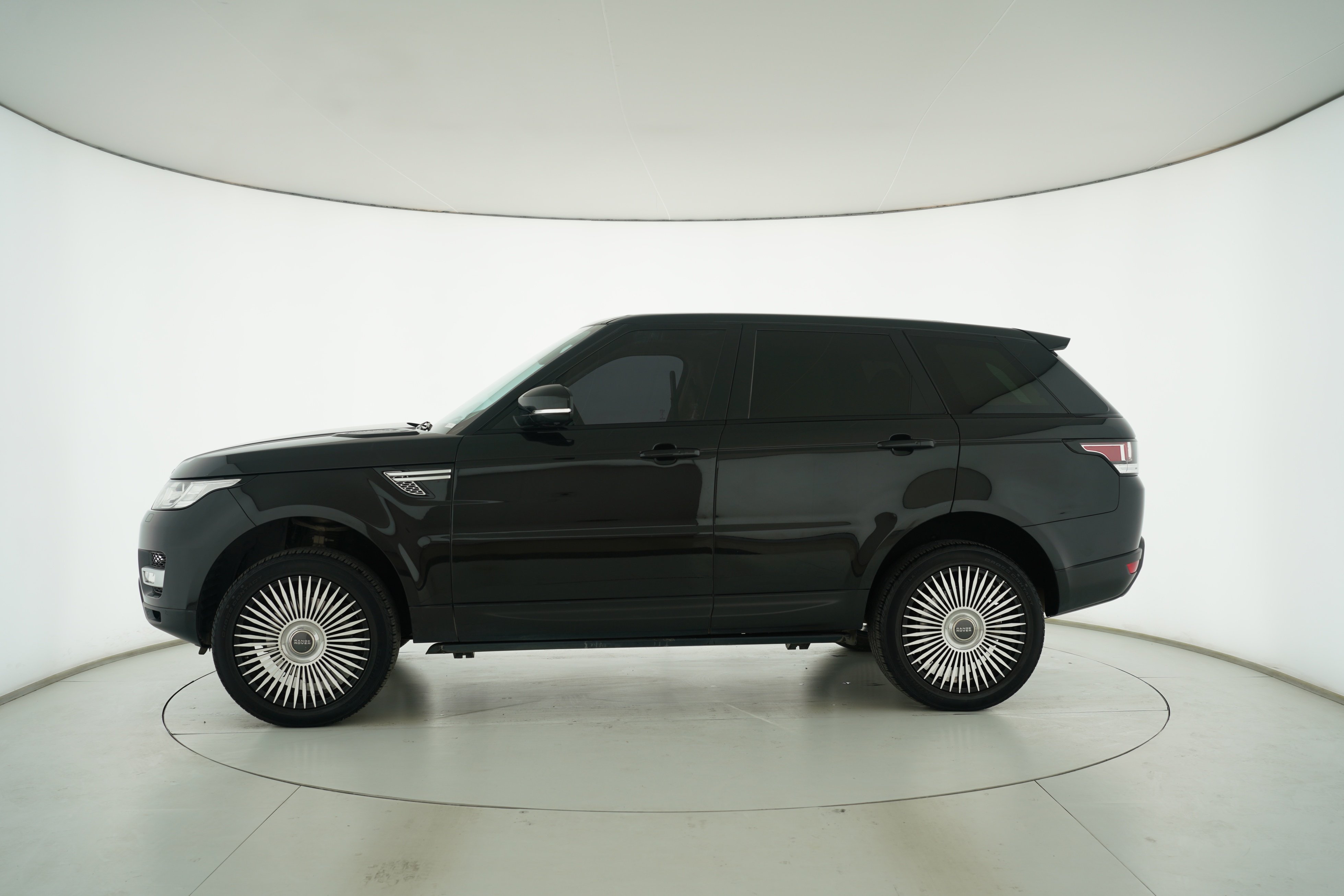 Land Rover Range Rover Sport 2016 — фото 7