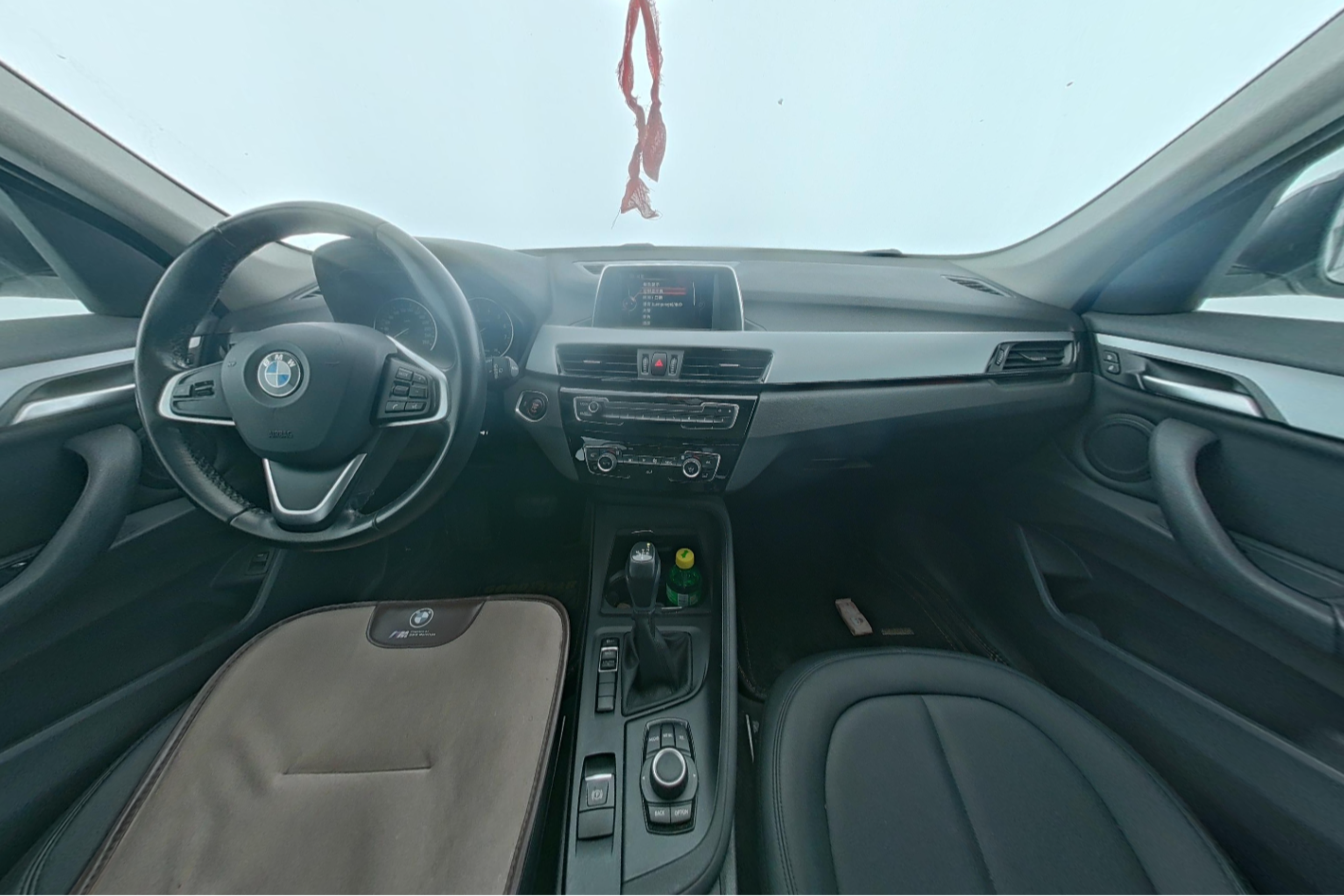 BMW X1 2018 — фото 9