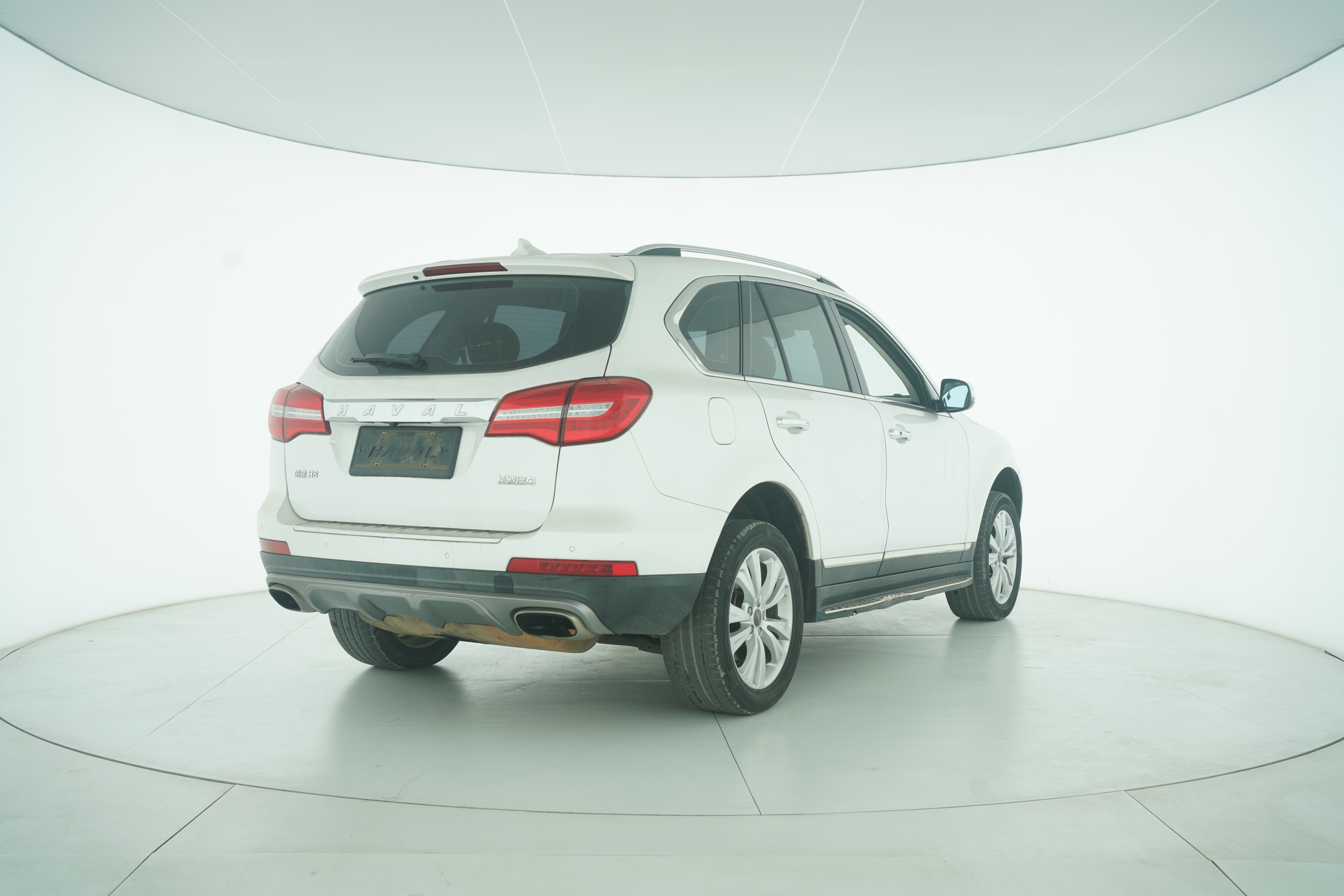HAVAL H8 2017 — фото 4