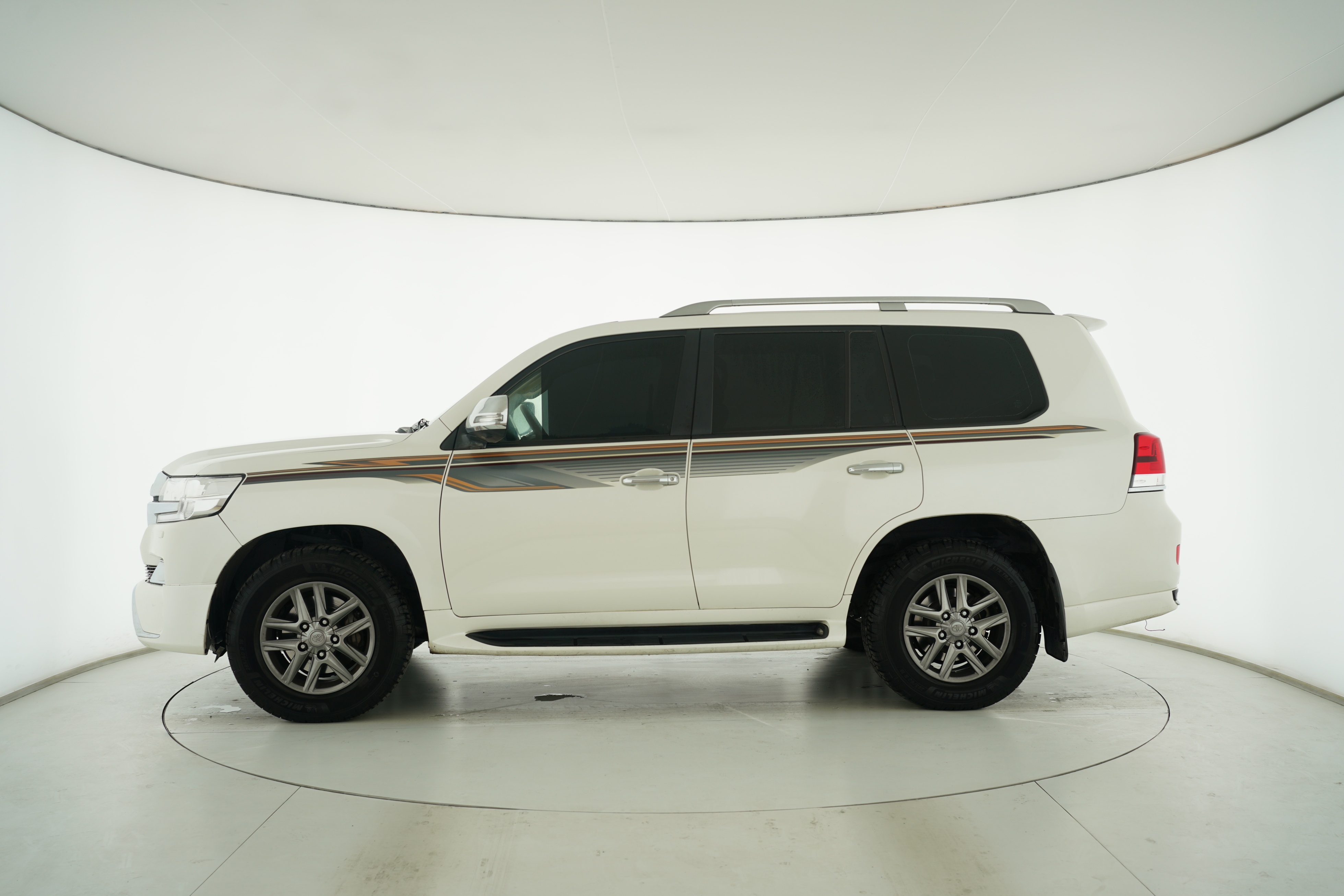 Toyota Land Cruiser (Imported) 2016 — фото 7