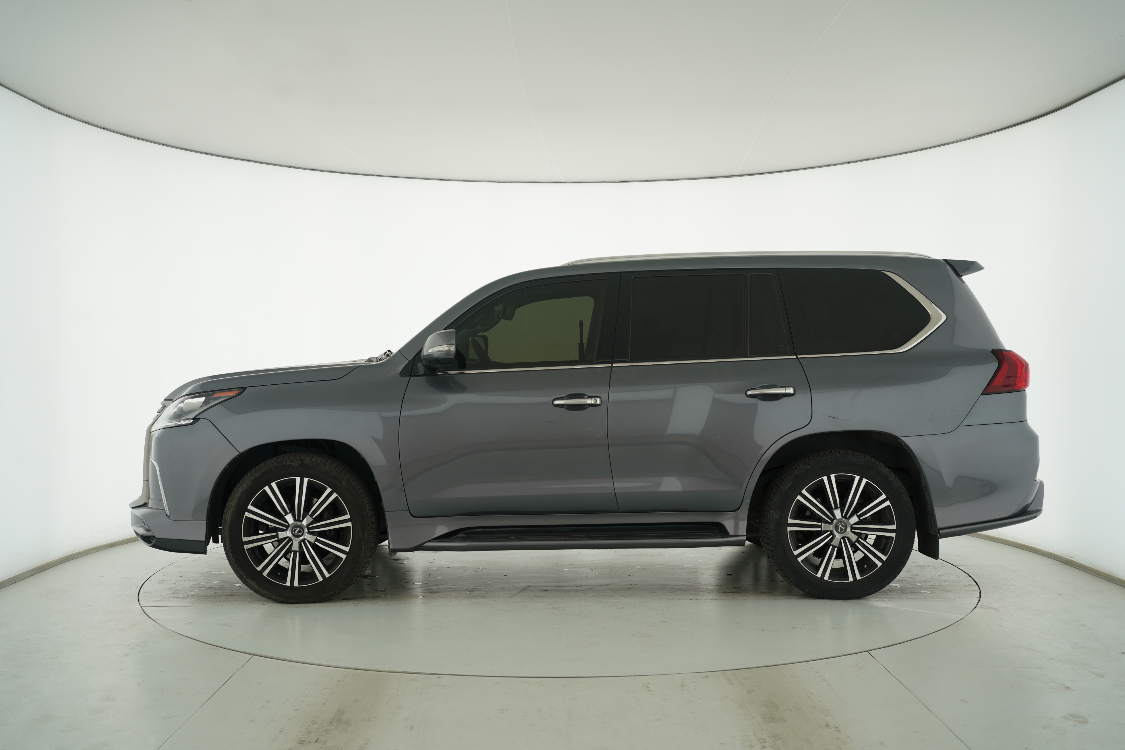 Lexus LX 2017 — фото 7