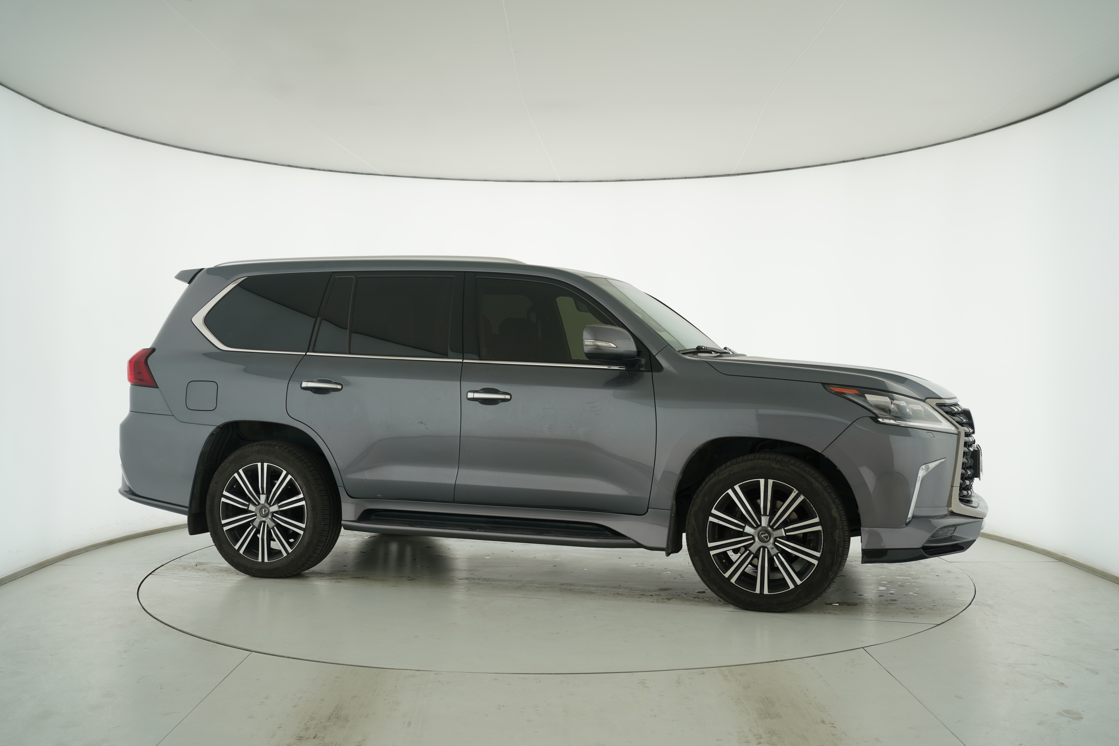 Lexus LX 2017 — фото 8