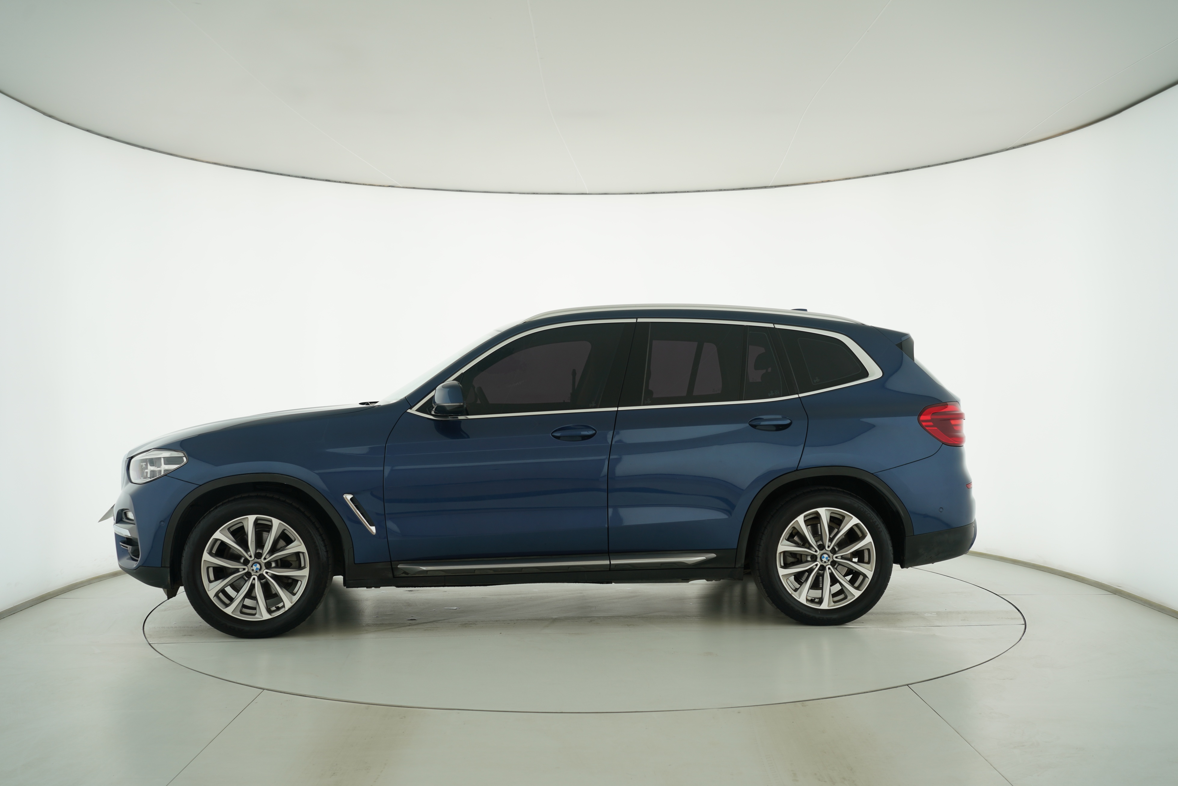 BMW X4 2022 — фото 7