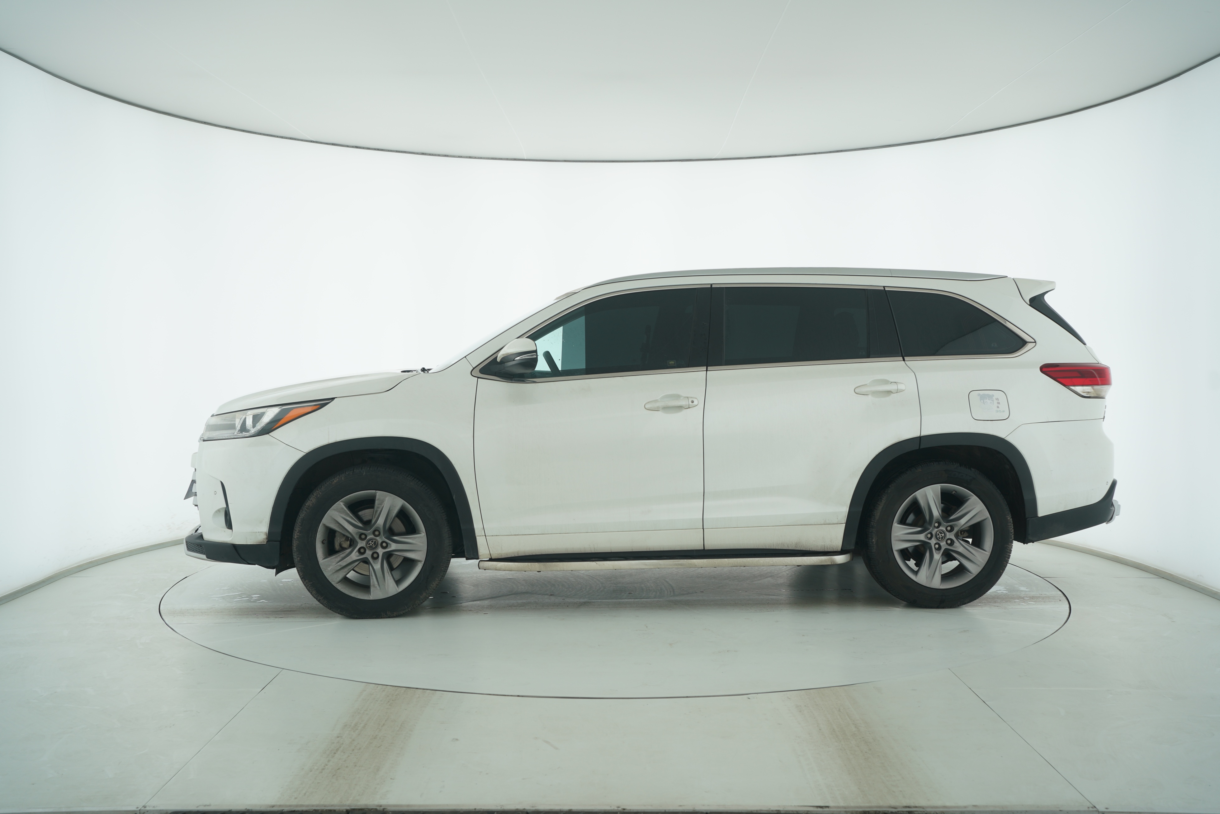 Toyota Highlander 2018 — фото 7
