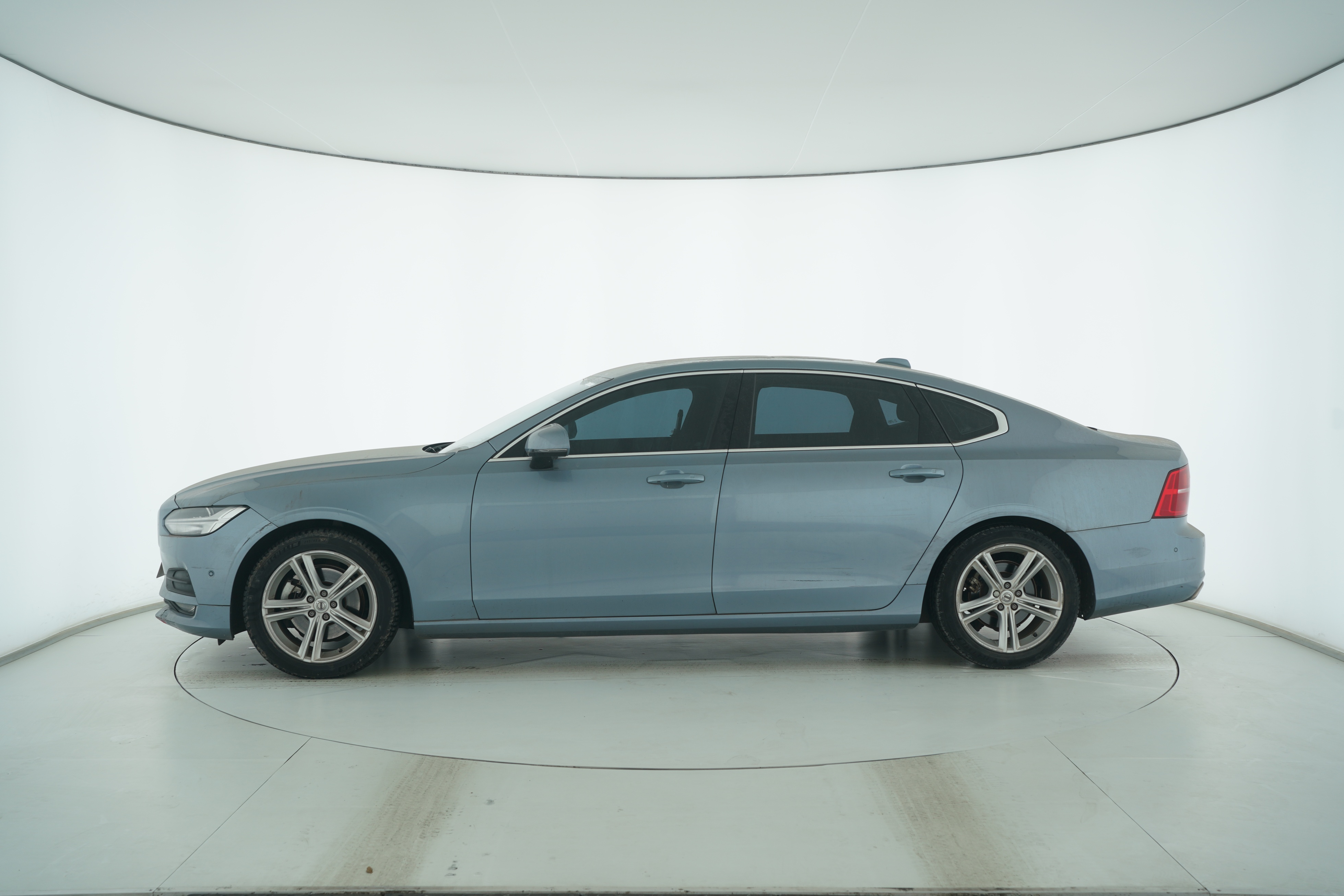 VOLVO S90 2017 — фото 7