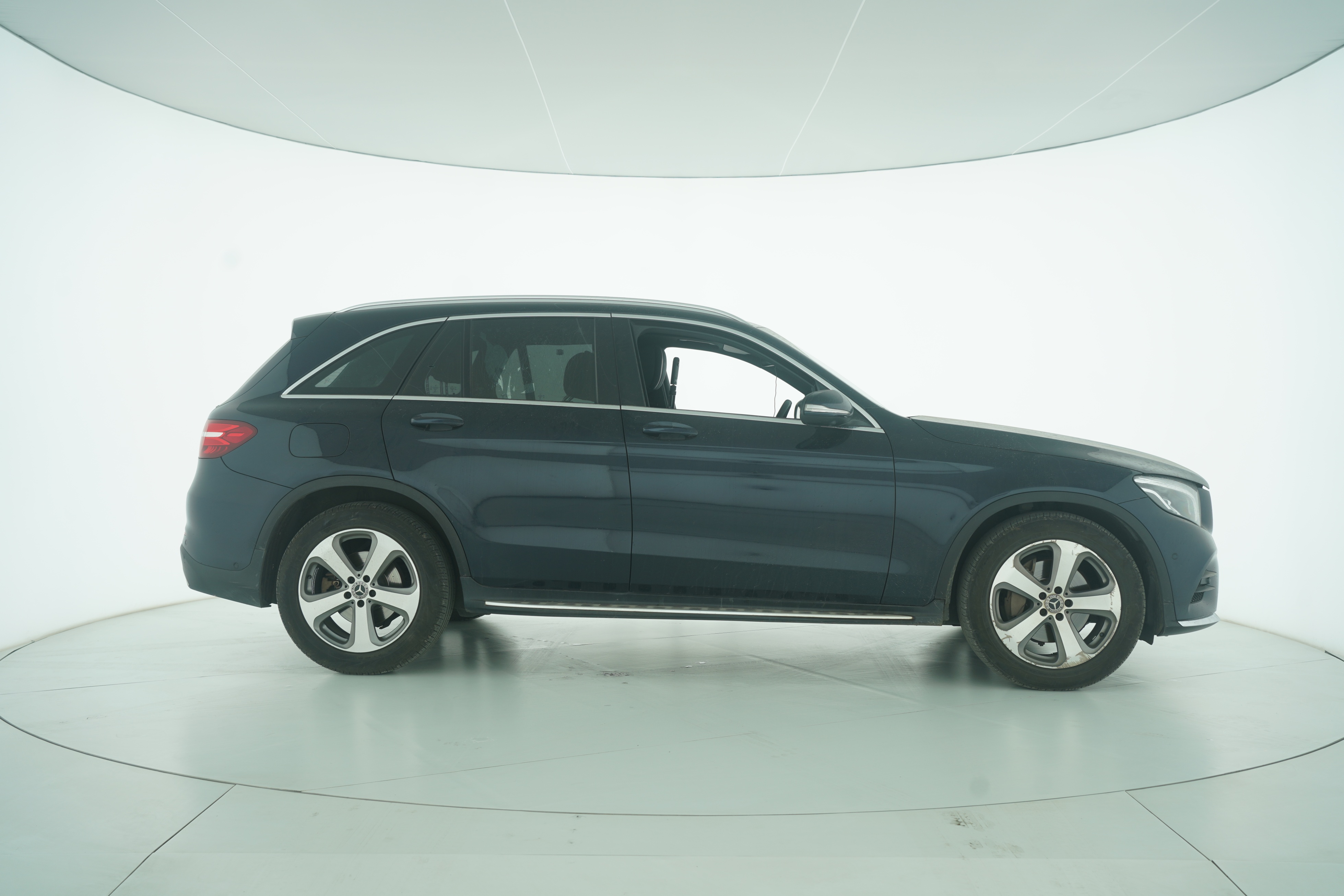 Mercedes Benz GLC 2017 — фото 8