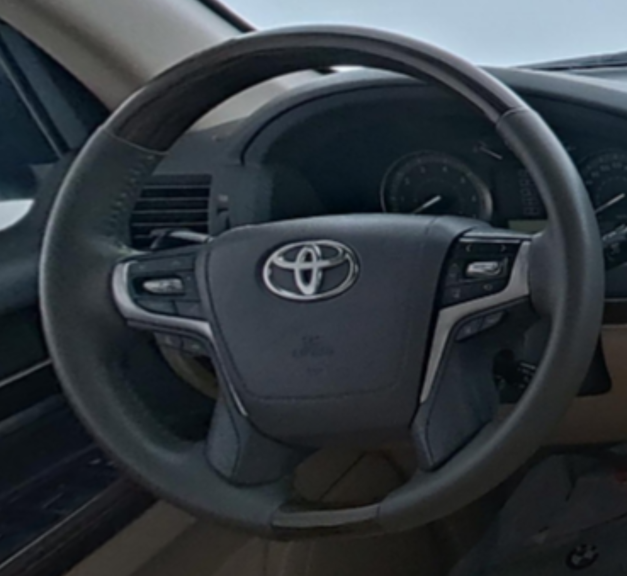 Toyota Land Cruiser (Imported) 2016 — фото 10