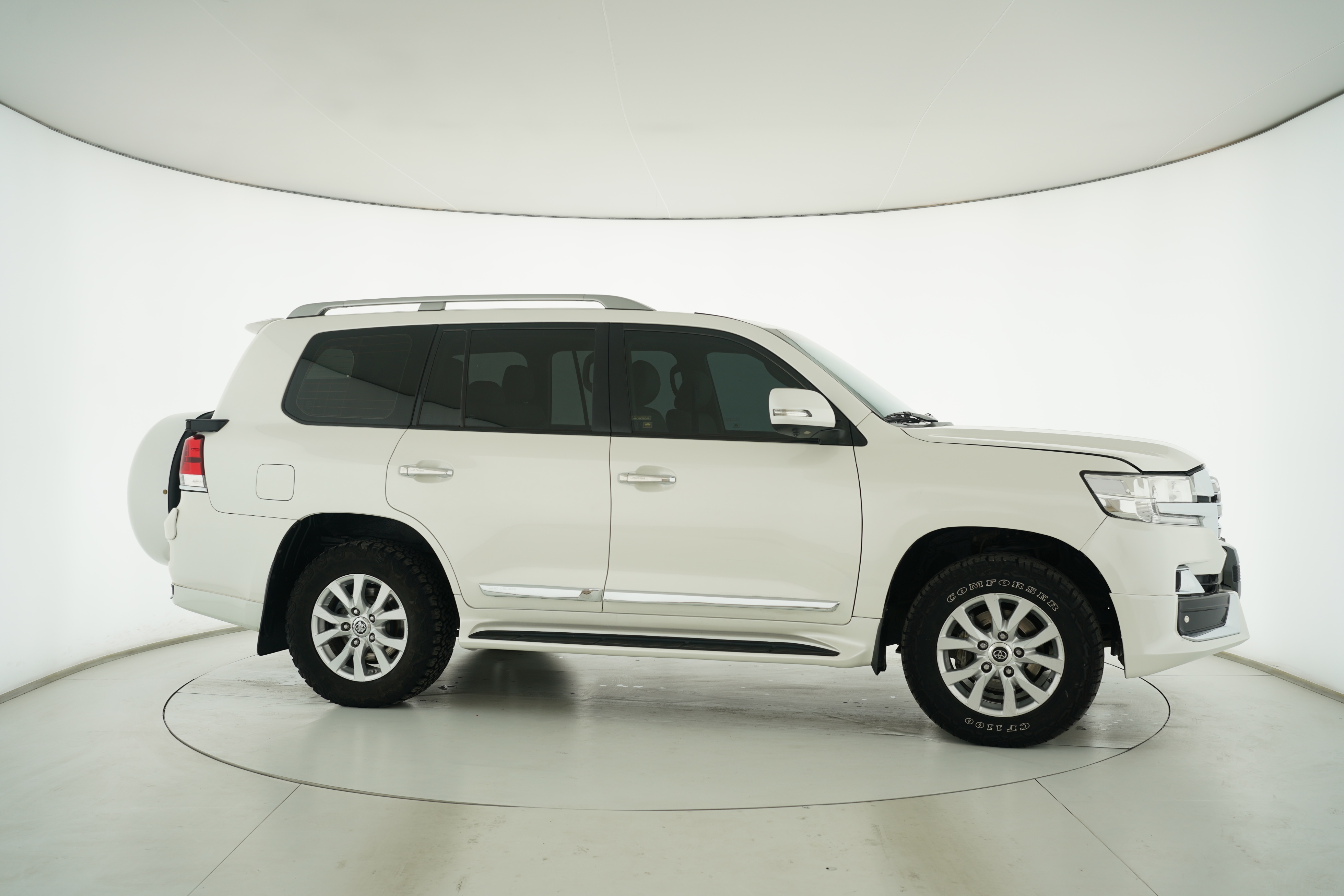 Toyota Land Cruiser (Imported) 2016 — фото 8