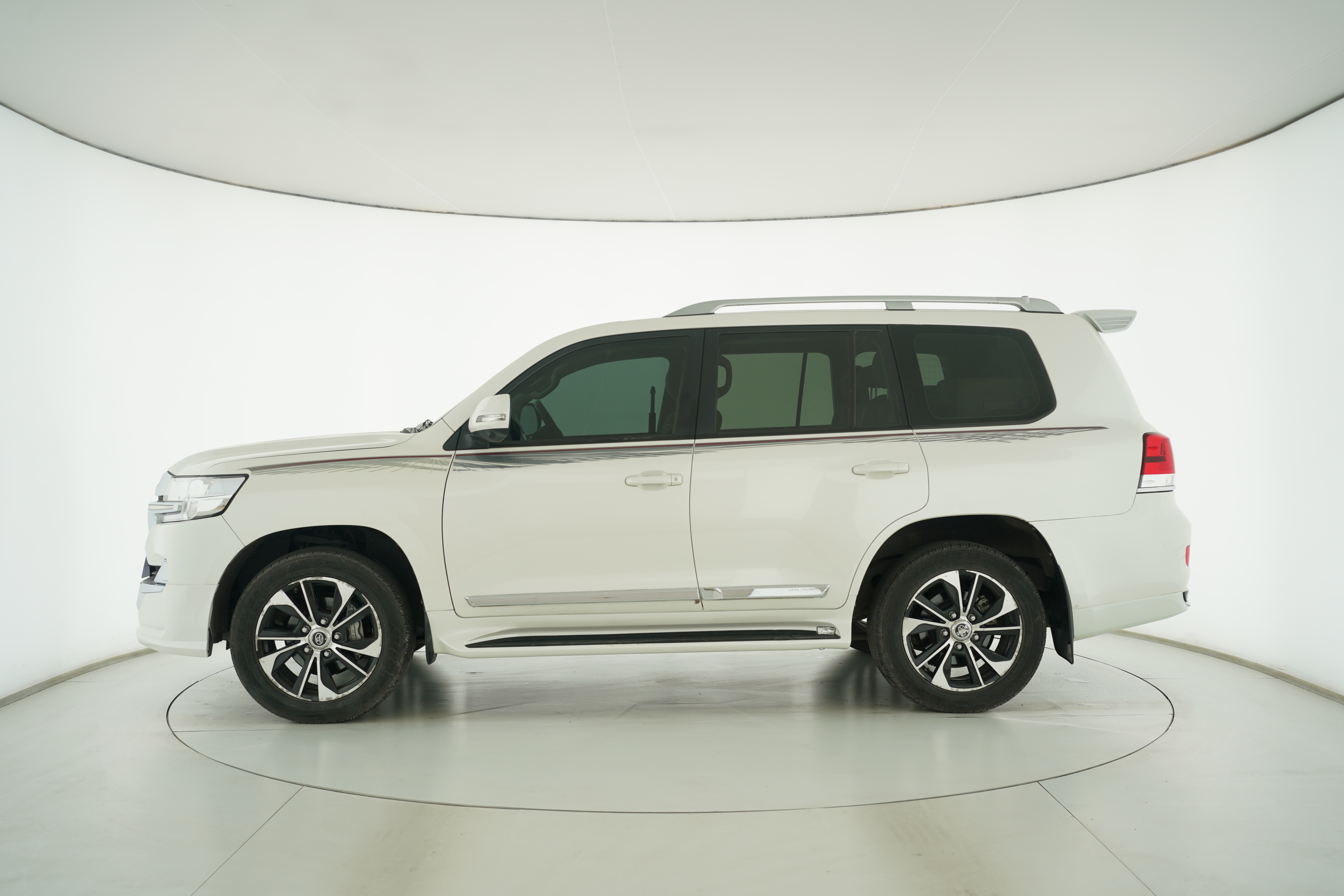 Toyota Land Cruiser (Imported) 2016 — фото 7