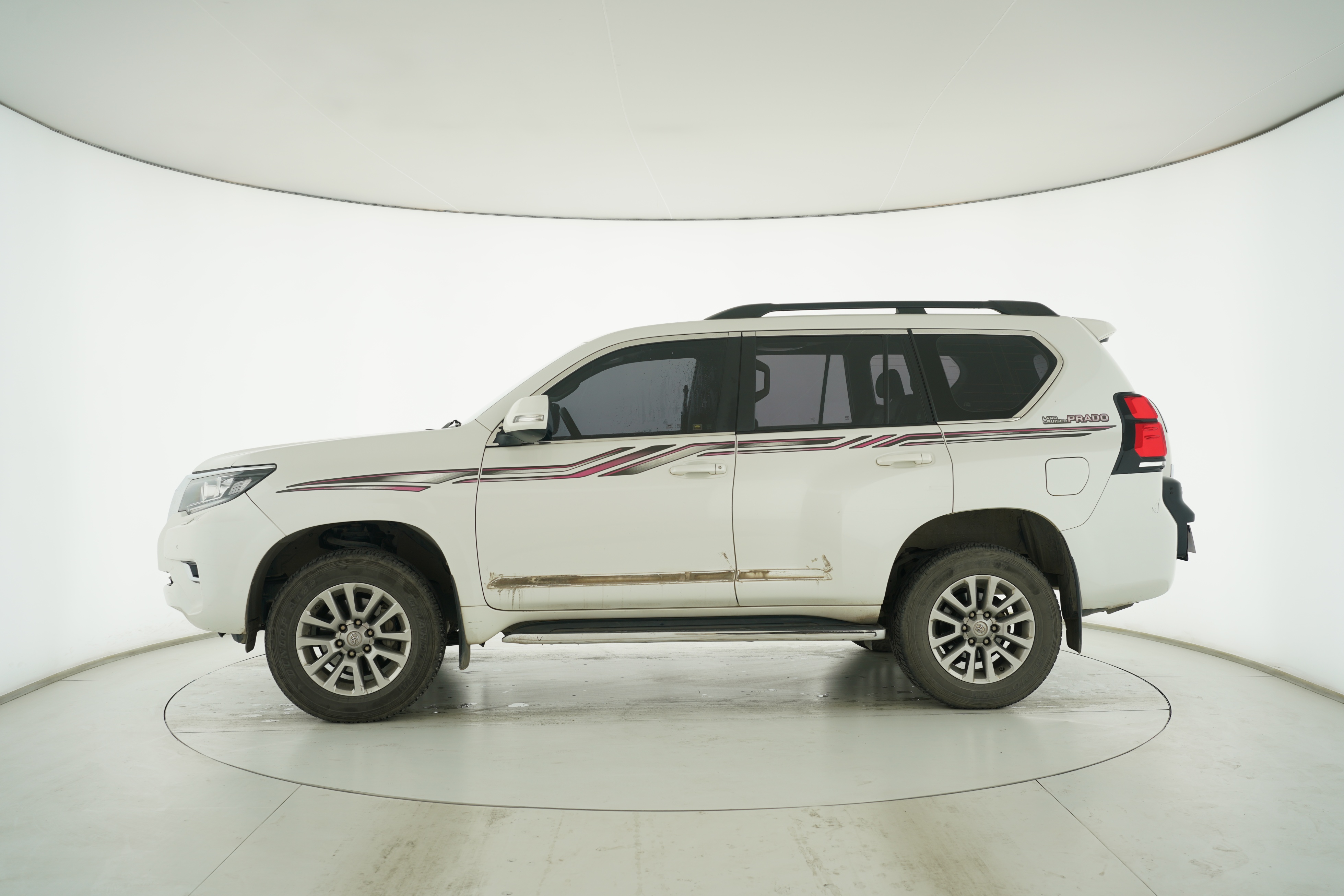 Toyota Prado 2018 — фото 7