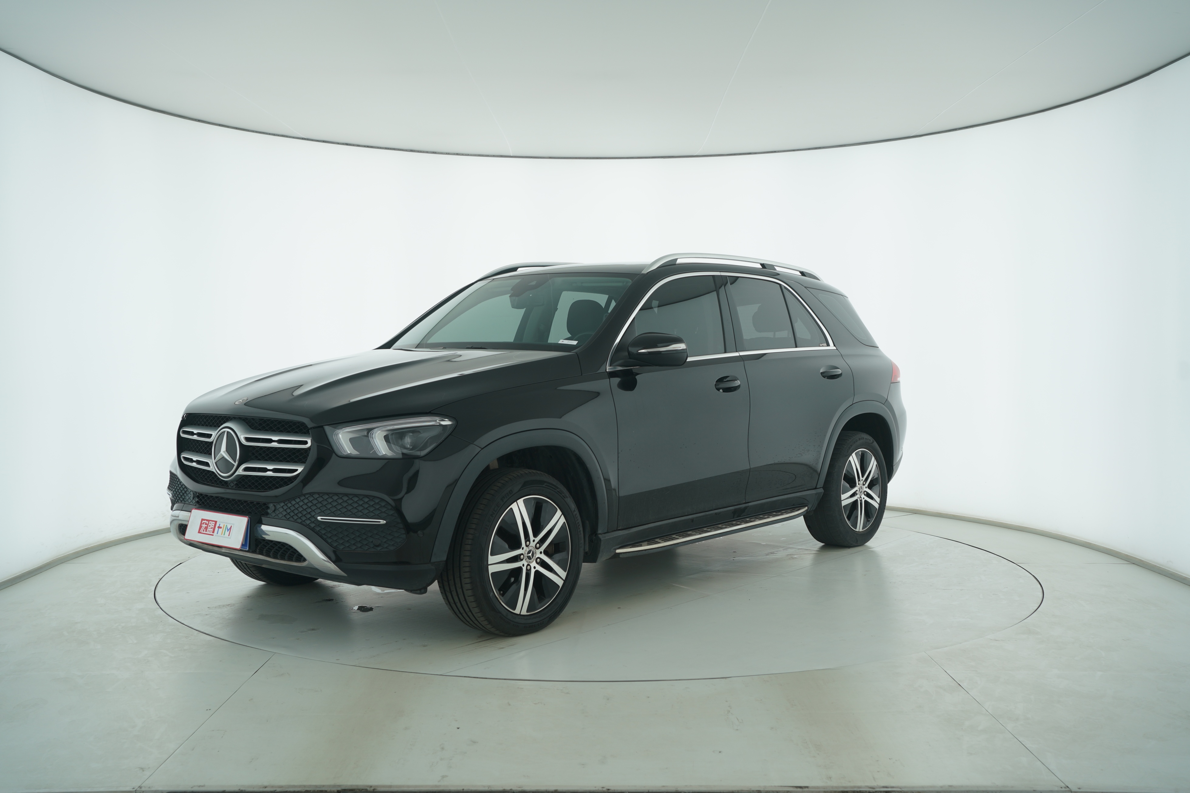 Mercedes Benz GLE 2021 — фото 1