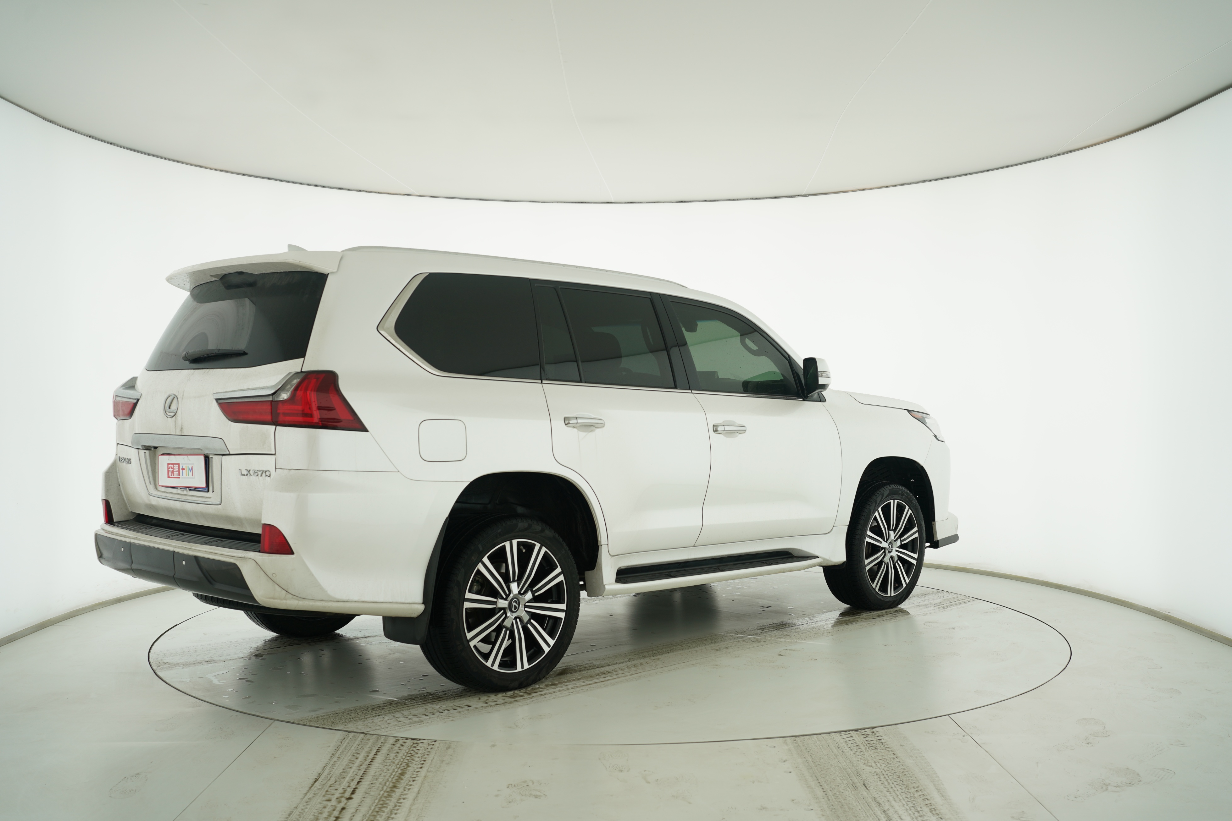 Lexus LX 2019 — фото 4