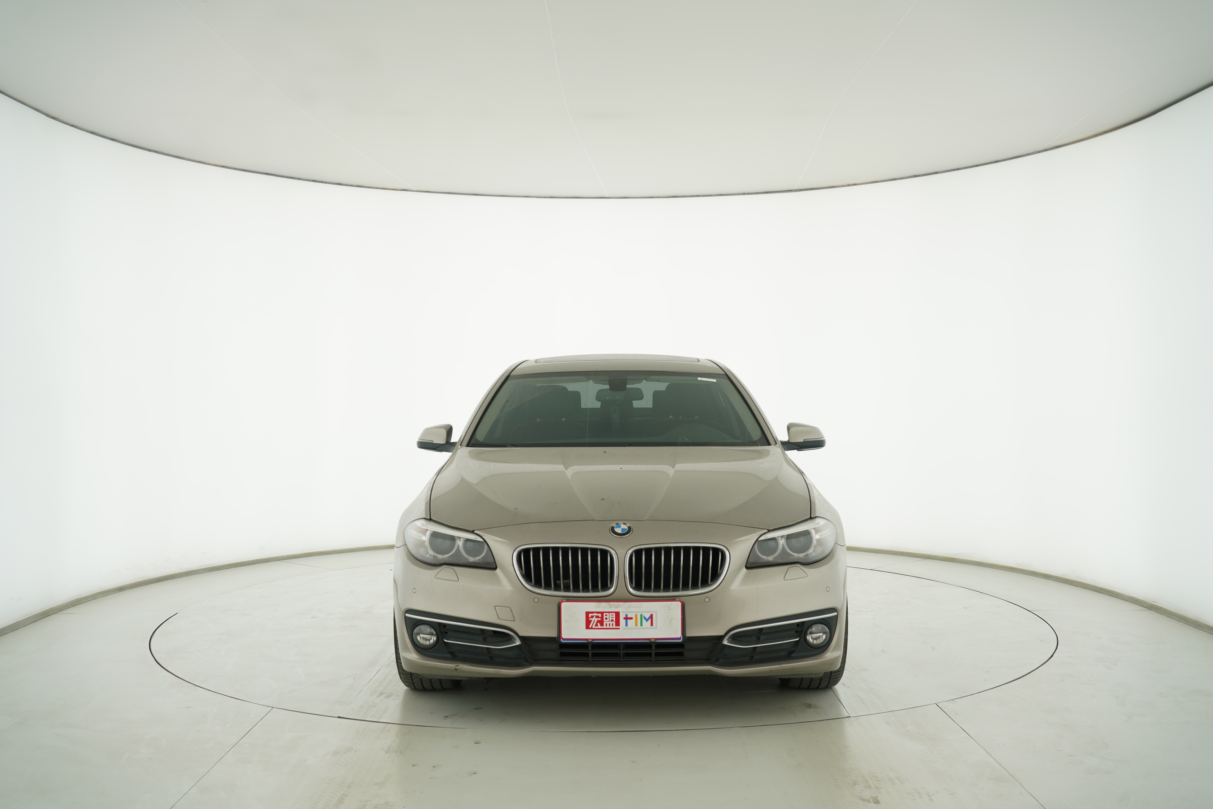 BMW 5 Series 2017 — фото 5