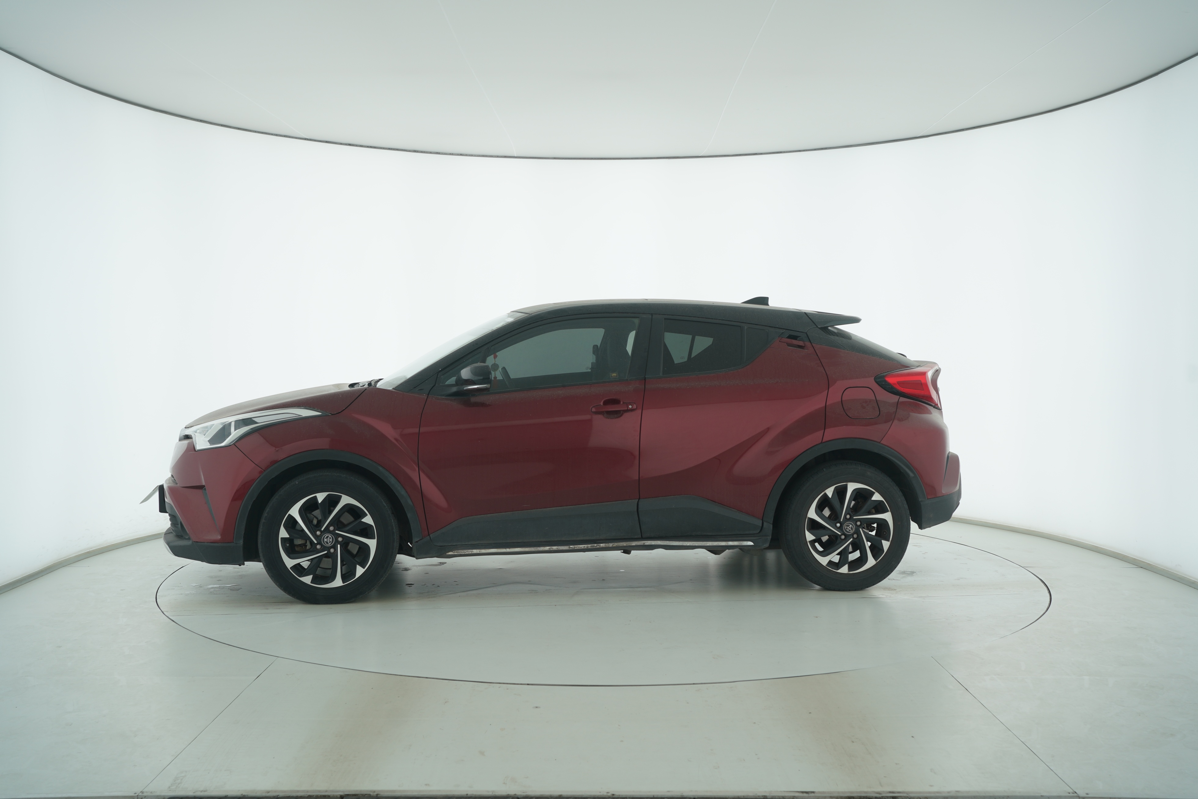 Toyota Yize 2018 — фото 7