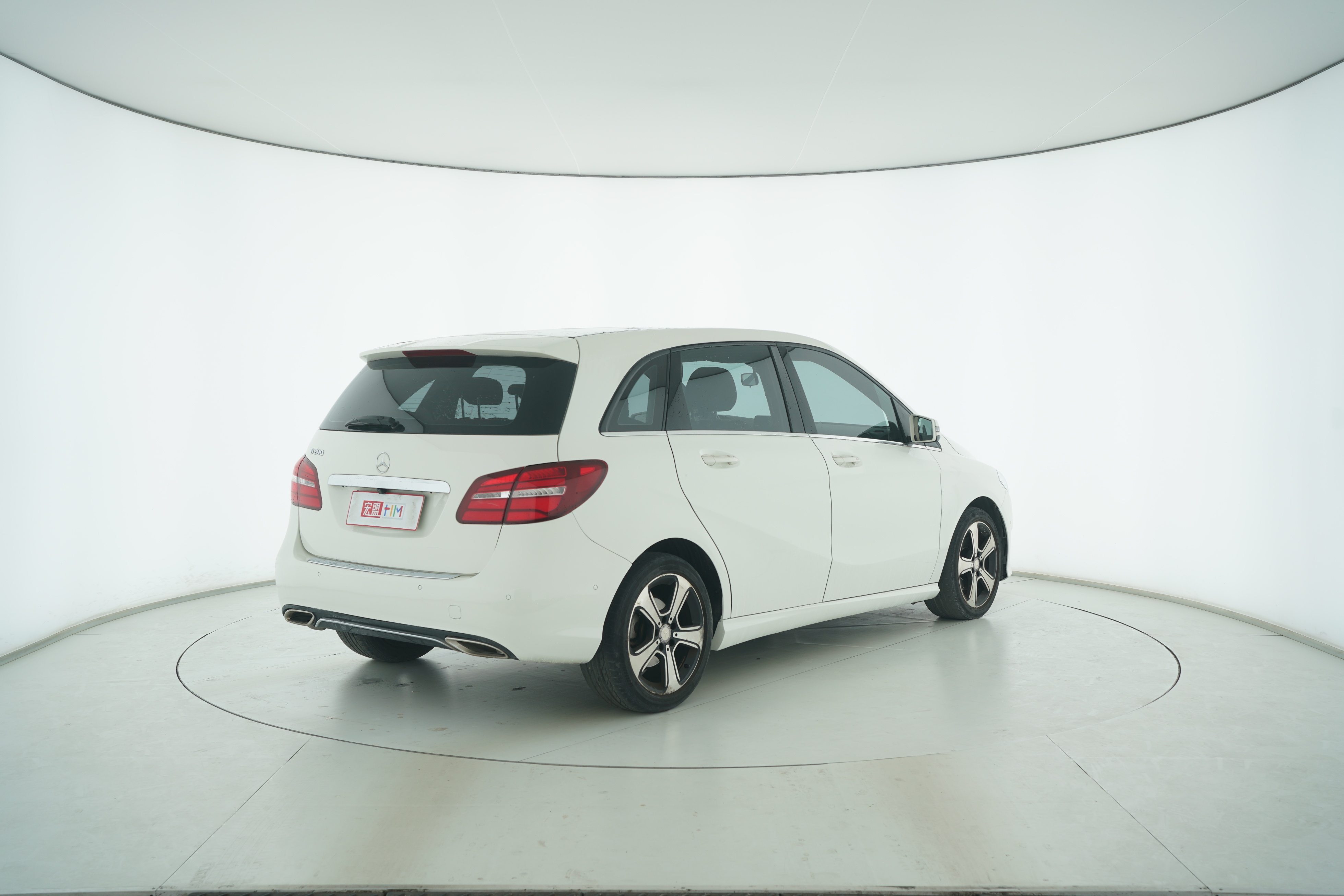 Mercedes Benz B-Class 2023 — фото 4