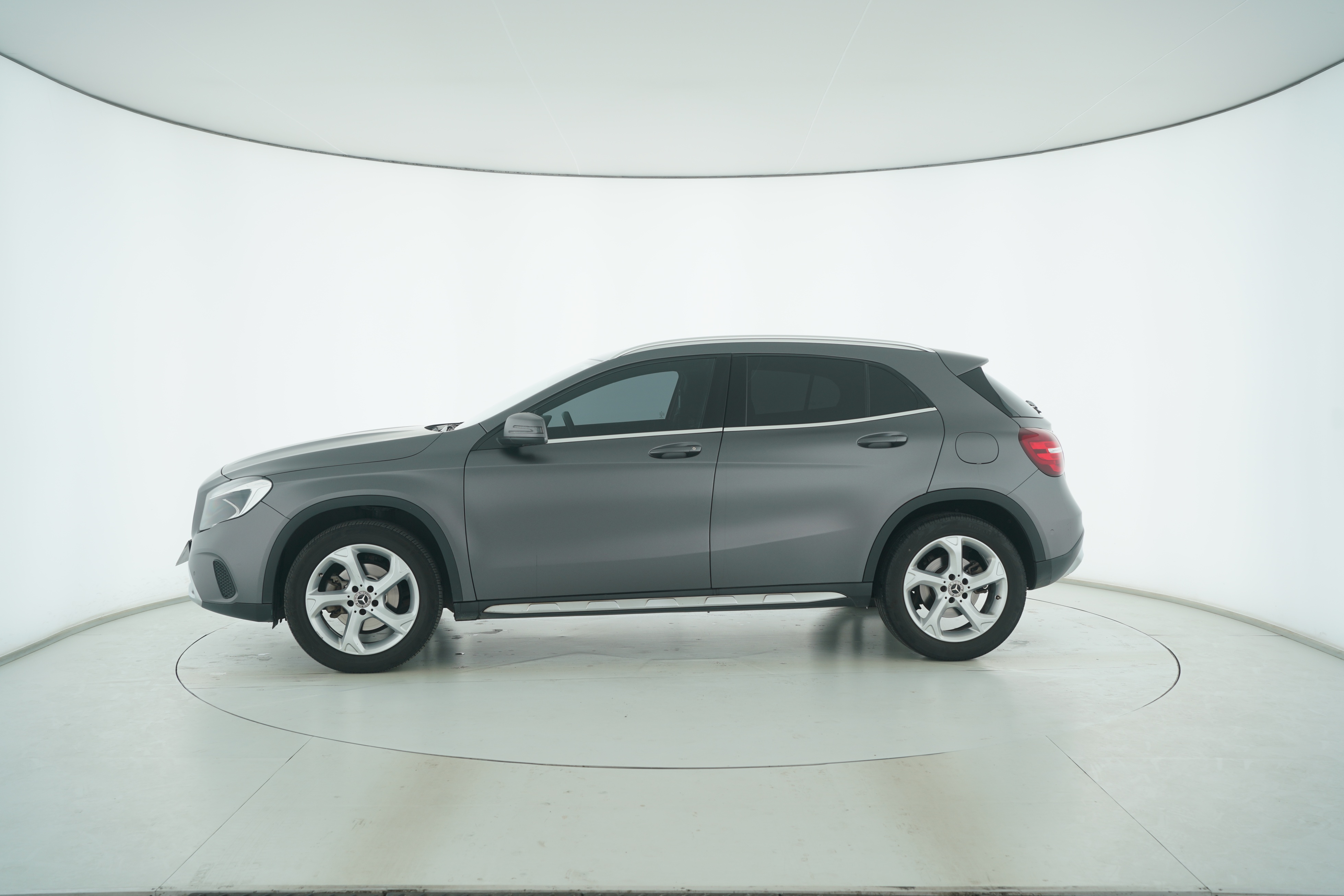 Mercedes Benz GLA 2018 — фото 7