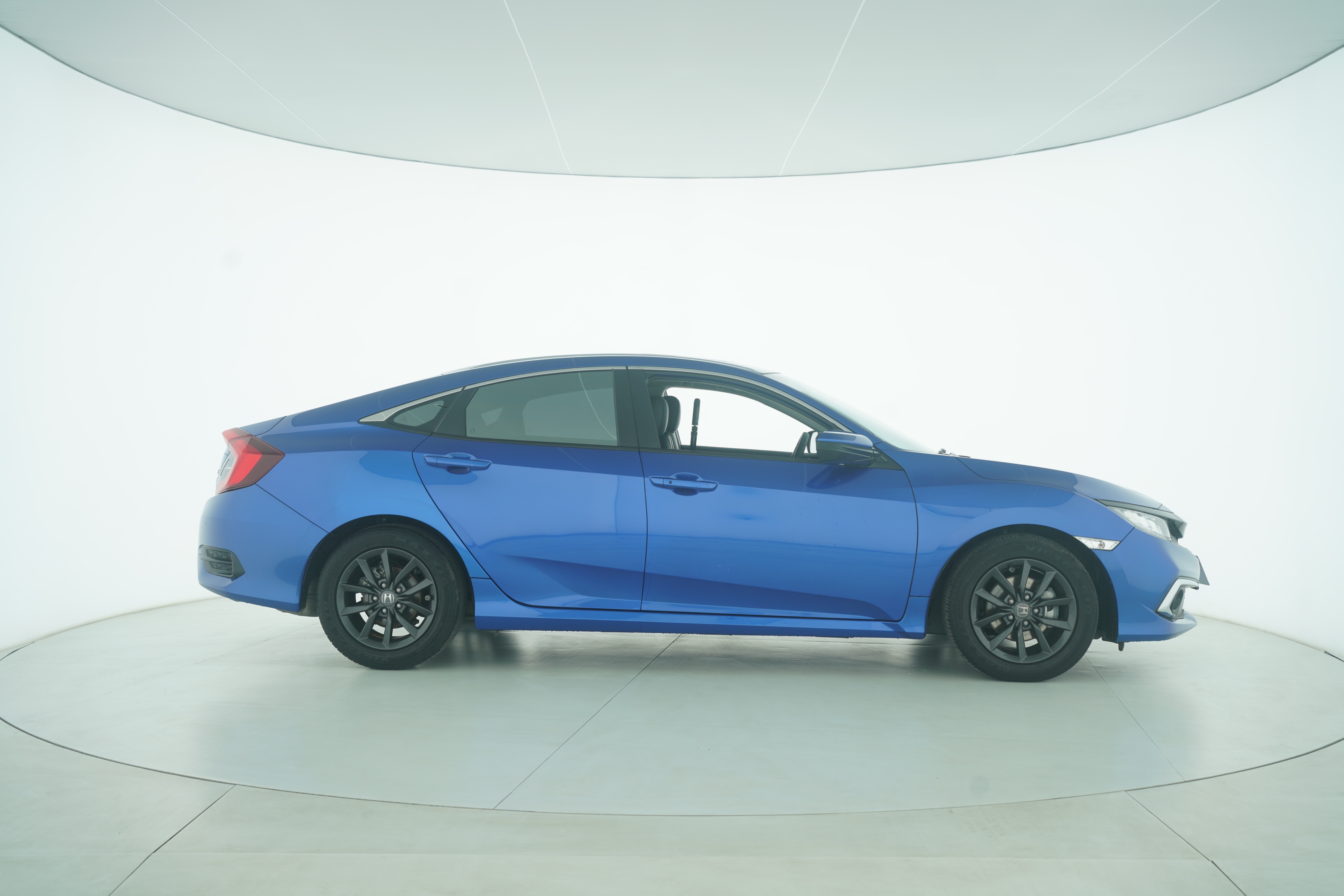 Honda "思域" 可 以 翻 译 为 "Civic" 2019 — фото 8