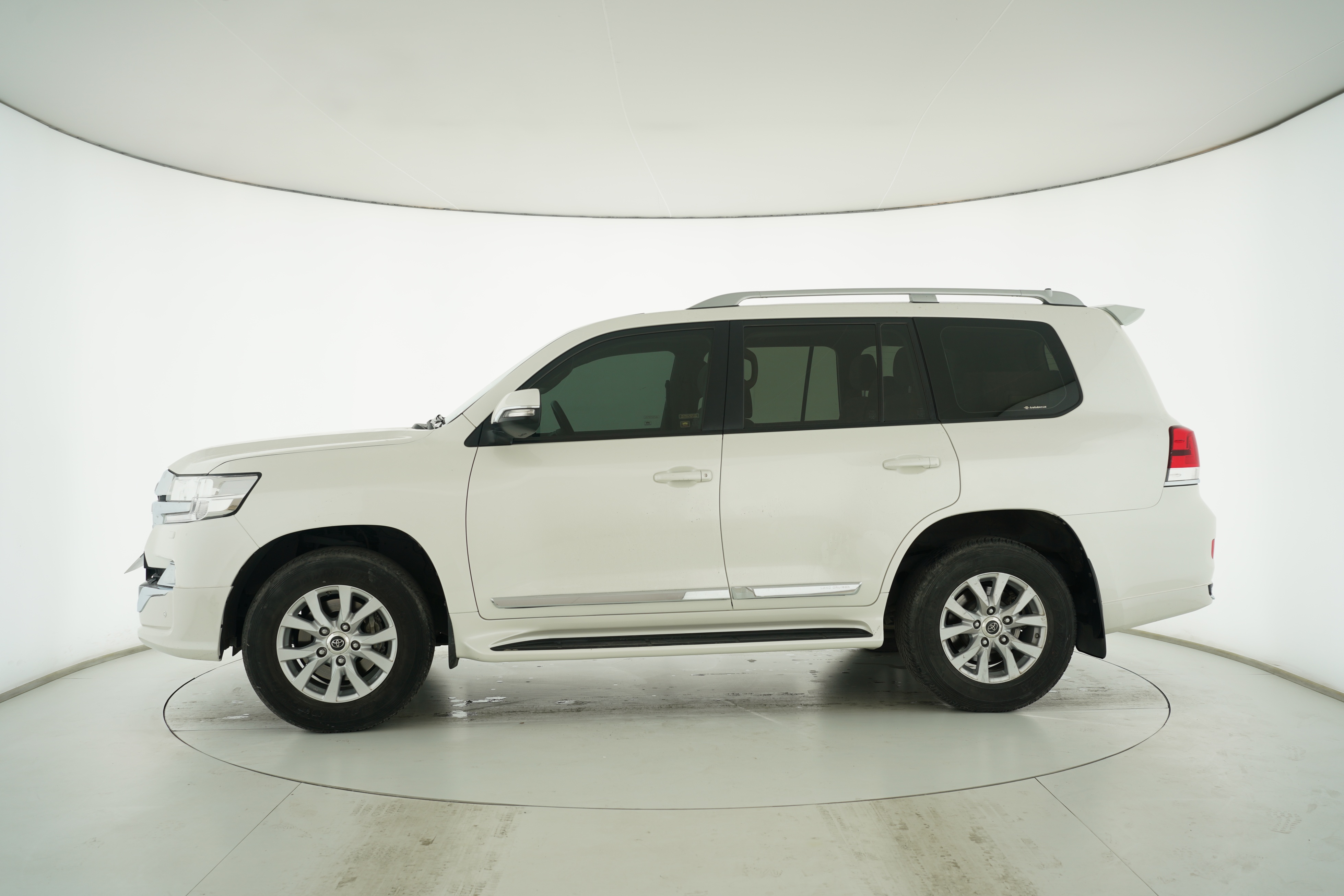 Toyota Land Cruiser (Imported) 2016 — фото 7
