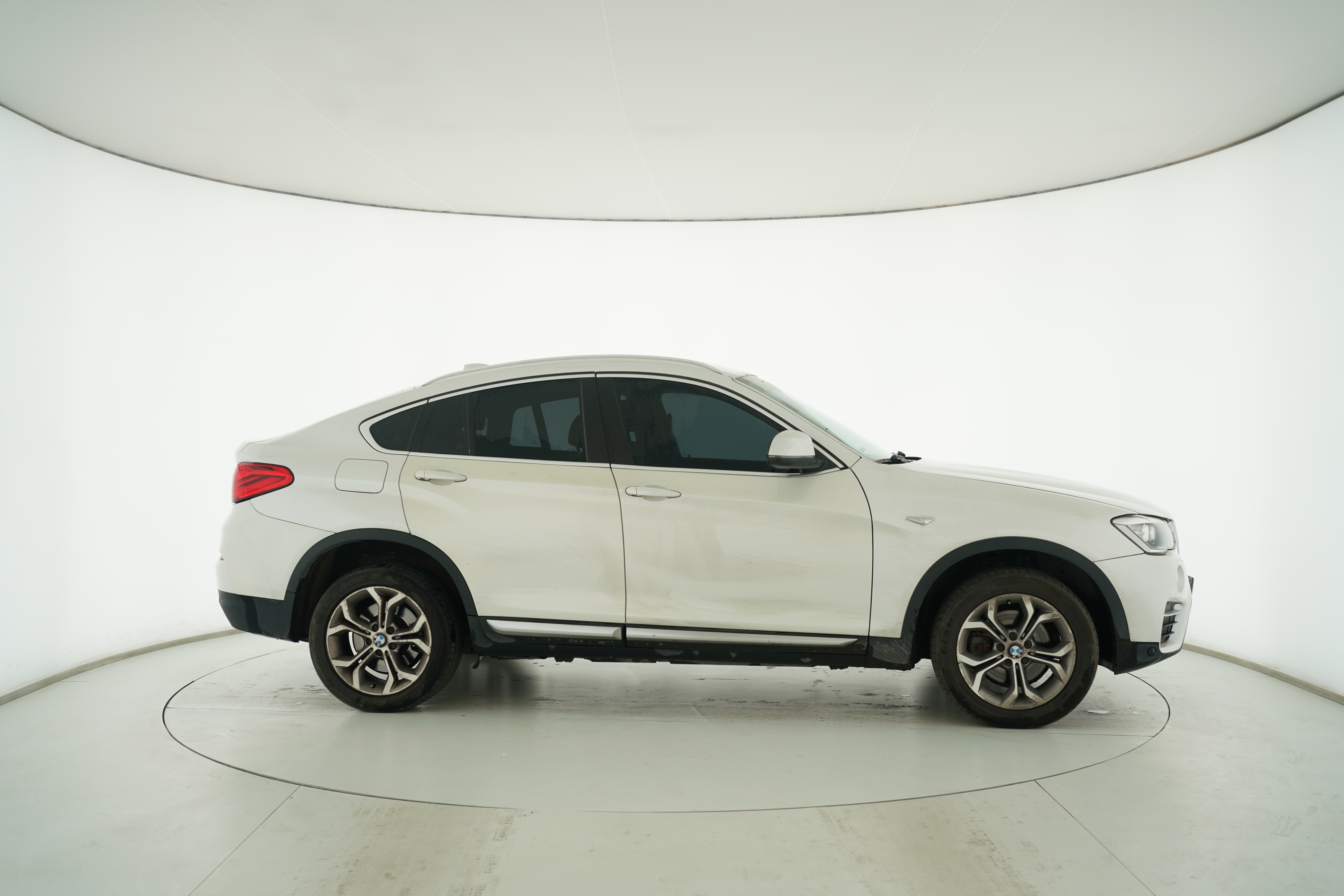 BMW X4 2014 — фото 8
