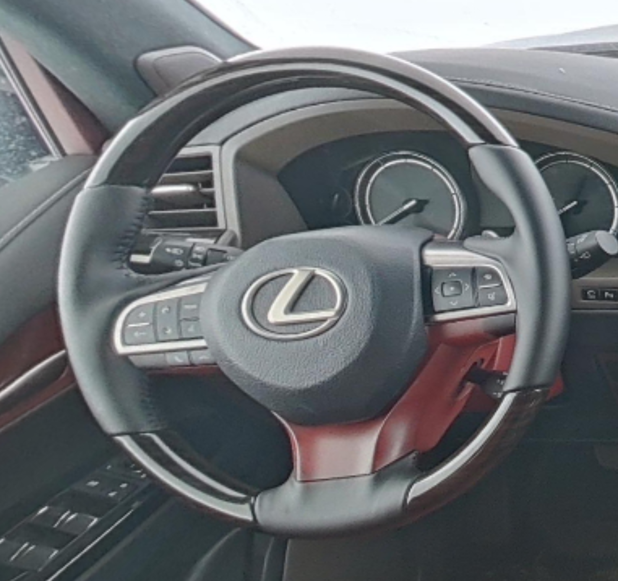 Lexus LX 2019 — фото 10