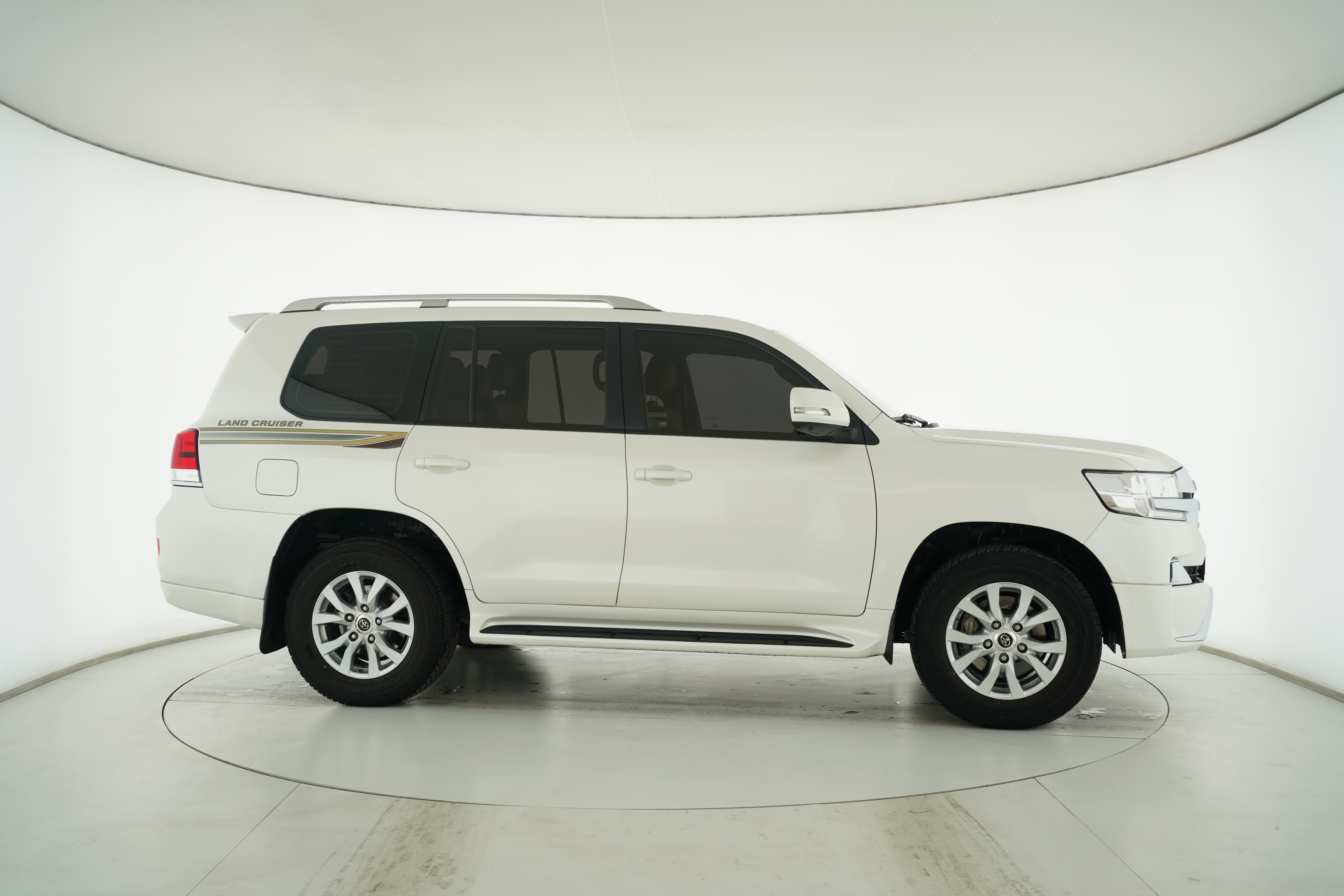 Toyota Land Cruiser (Imported) 2016 — фото 8