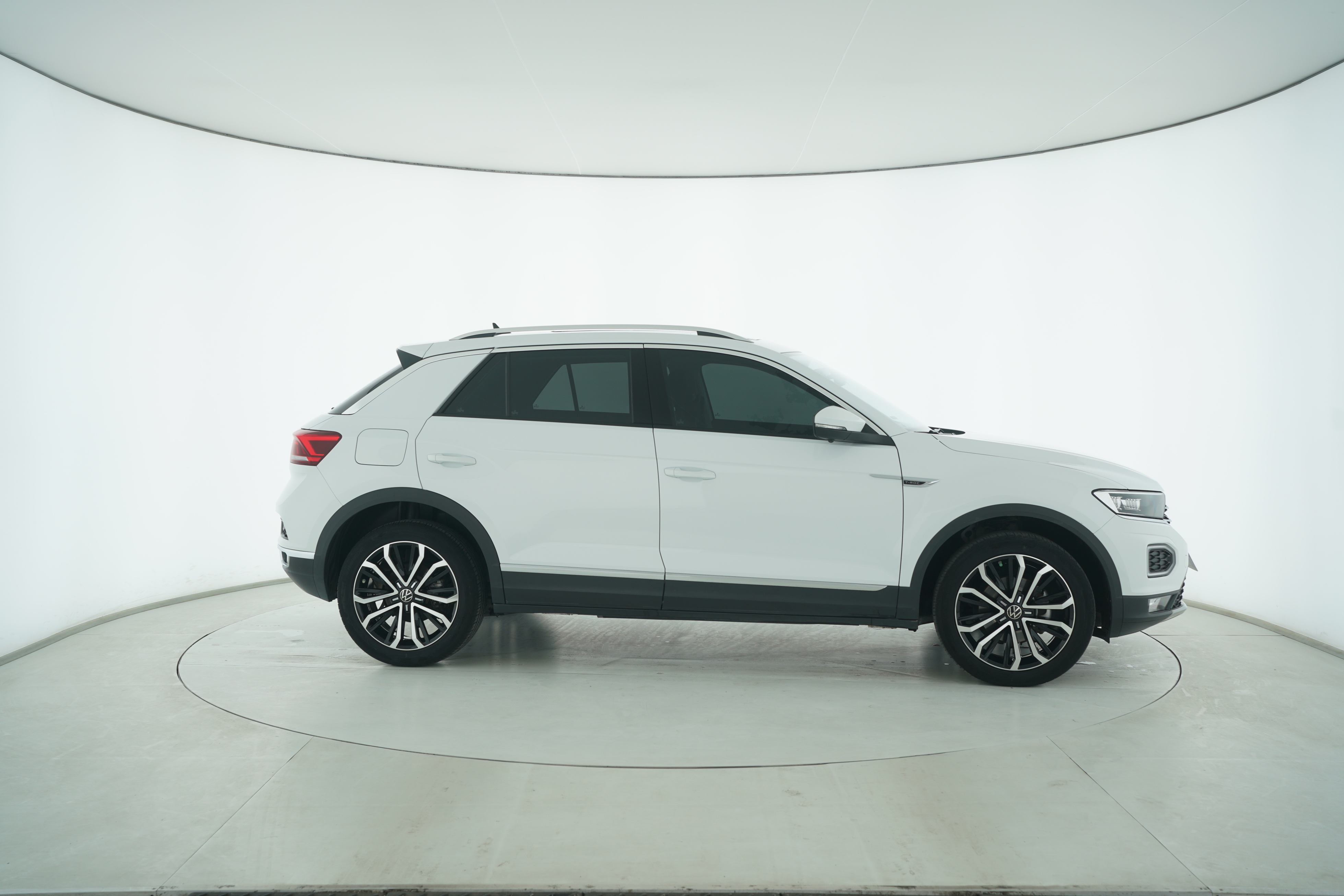 Volkswagen T-ROC 2021 — фото 8