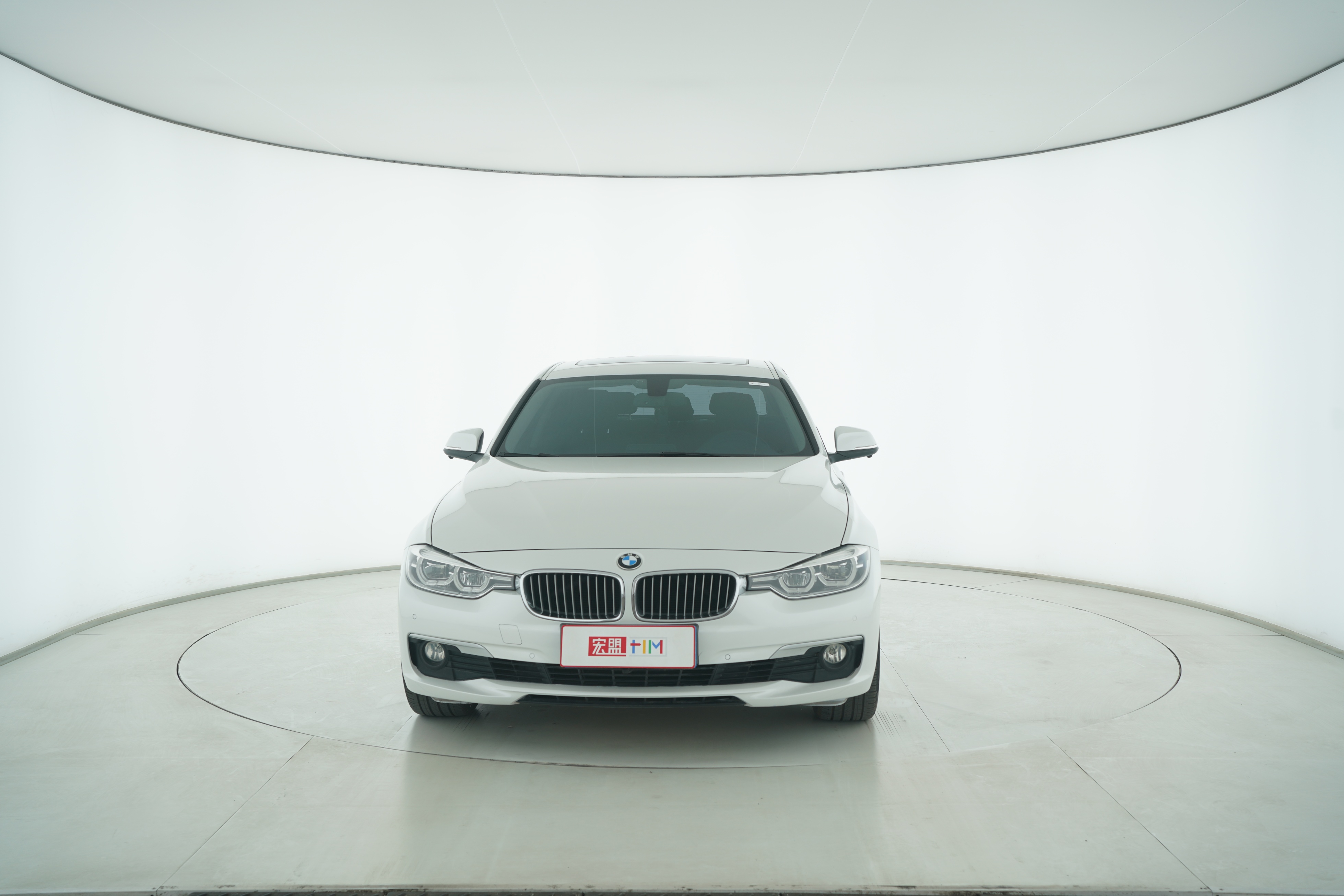 BMW 3 Series 2018 — фото 5