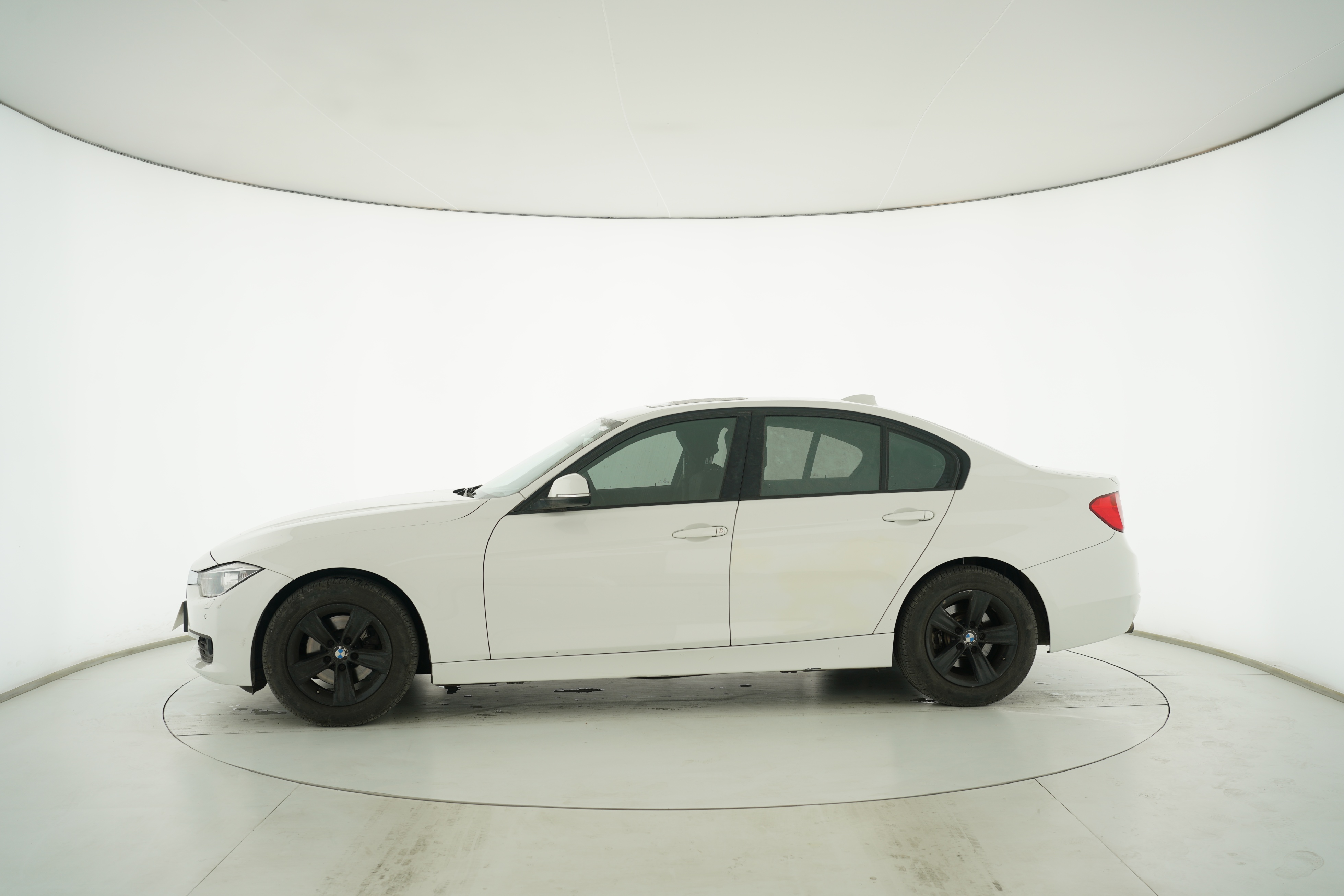 BMW 3 Series 2015 — фото 7