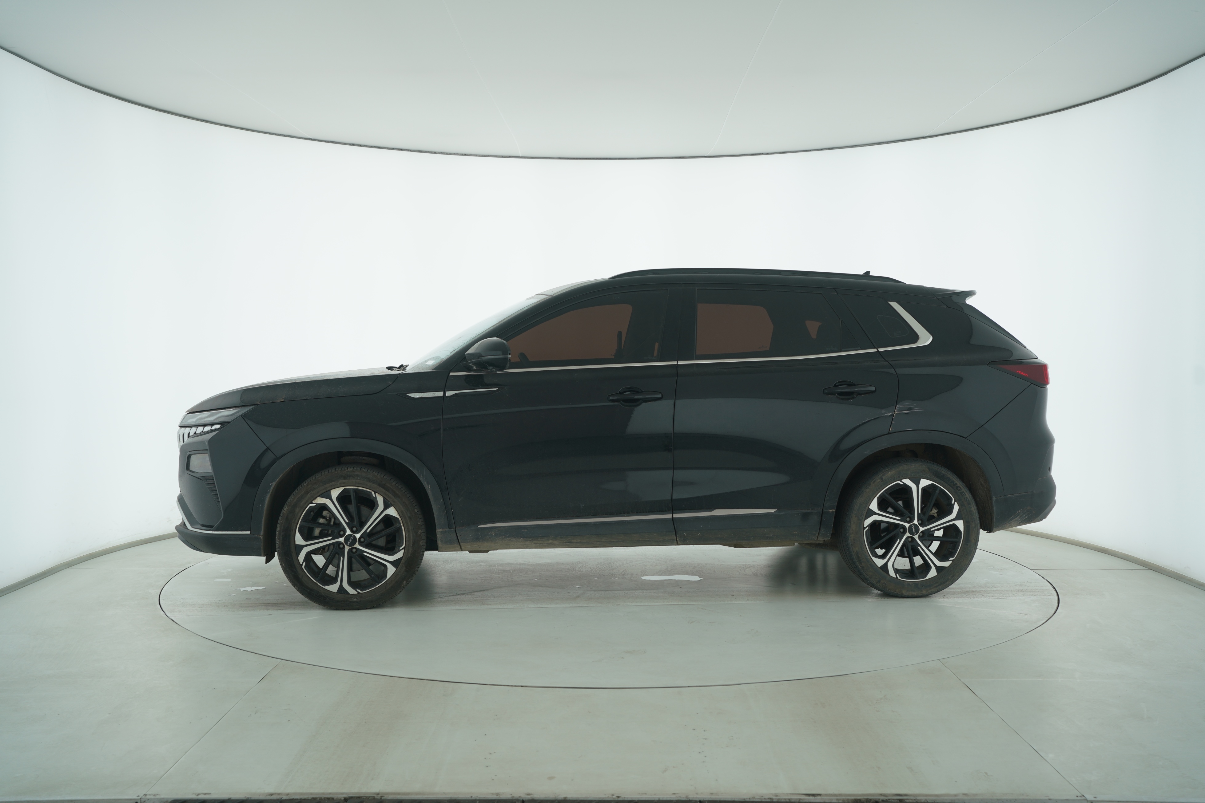 Dongfeng Fengshen Fengshen AX7 2018 — фото 7