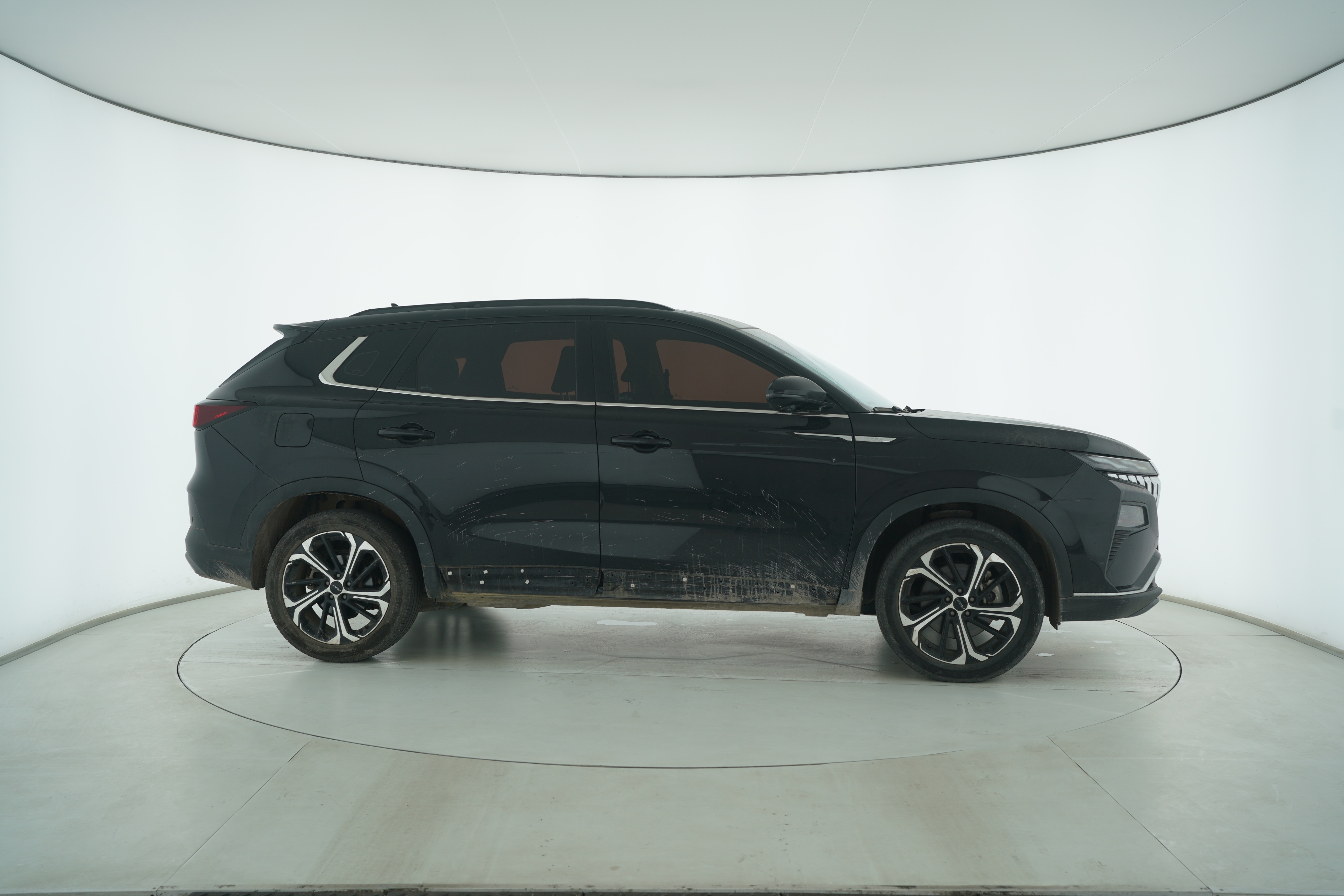 Dongfeng Fengshen Fengshen AX7 2018 — фото 8