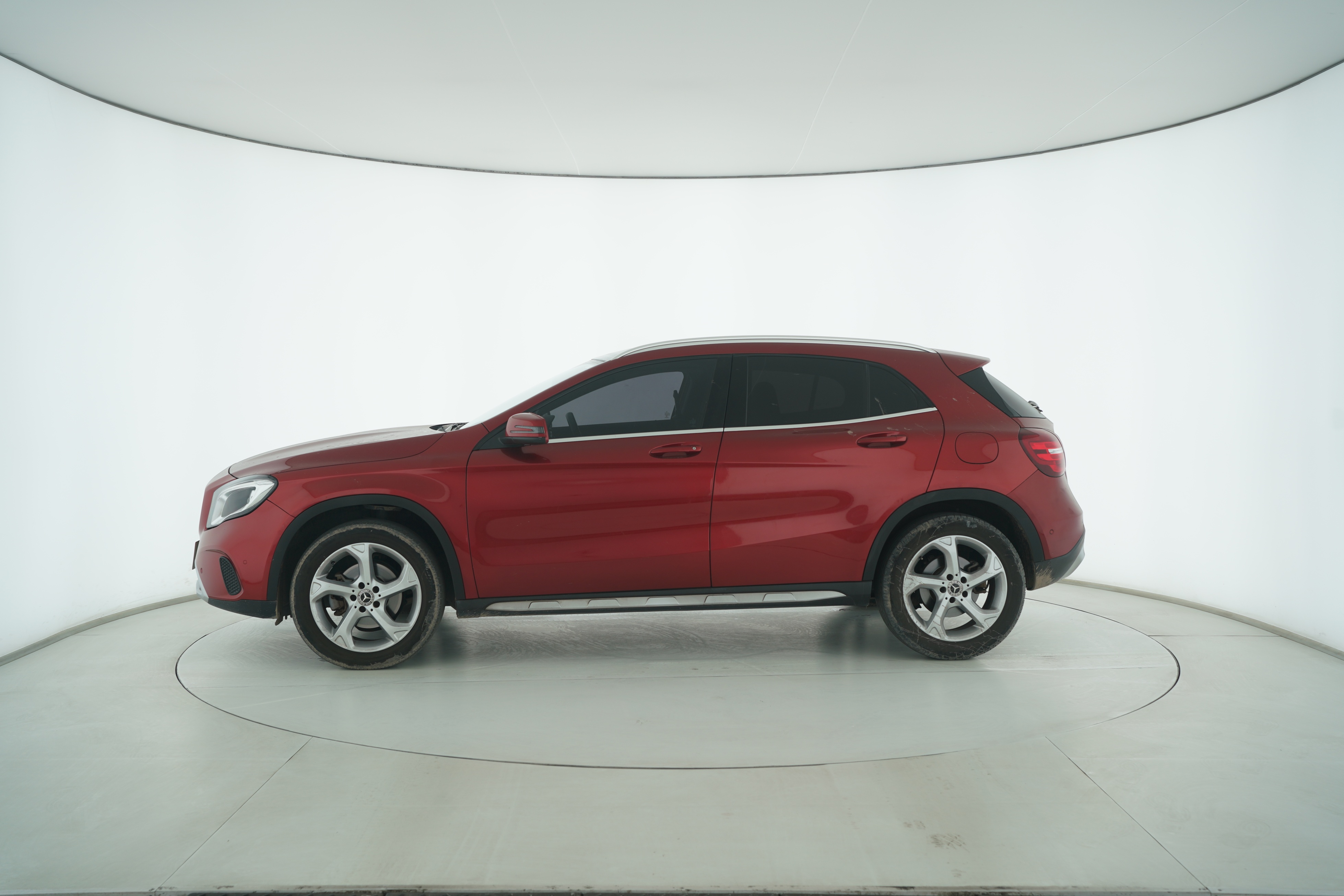 Mercedes Benz GLA 2017 — фото 7