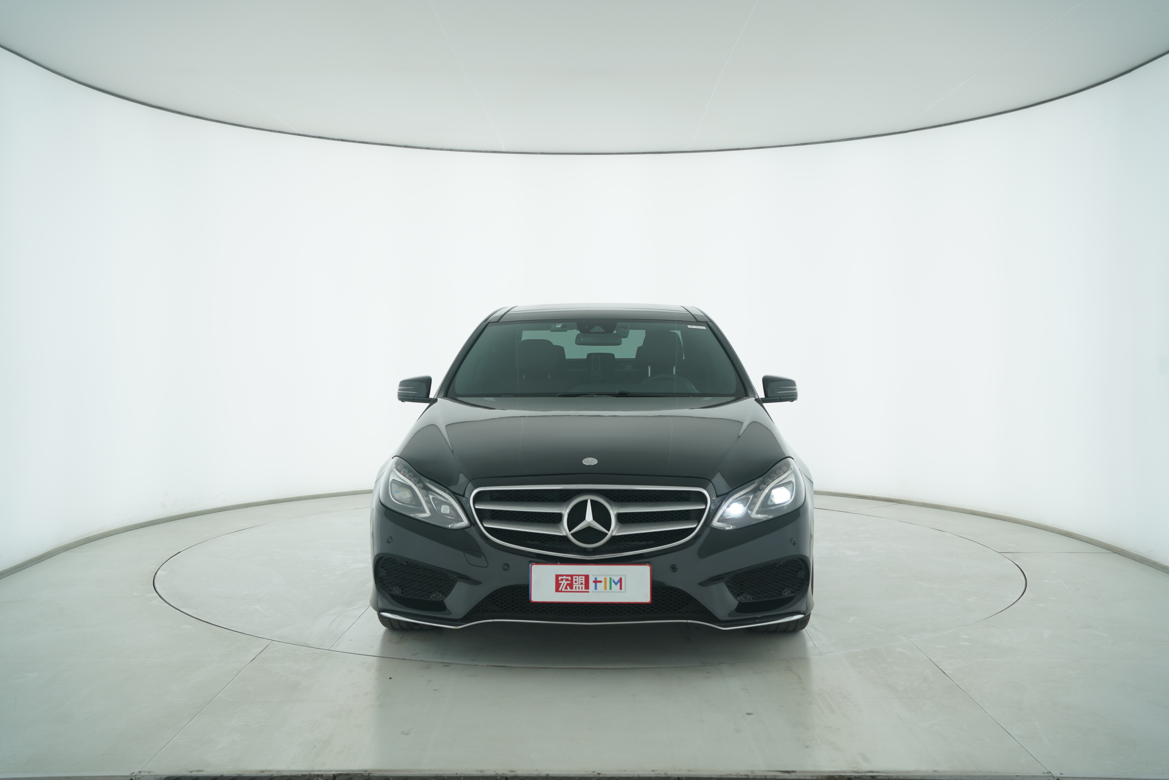 Mercedes Benz E-Class 2015 — фото 5