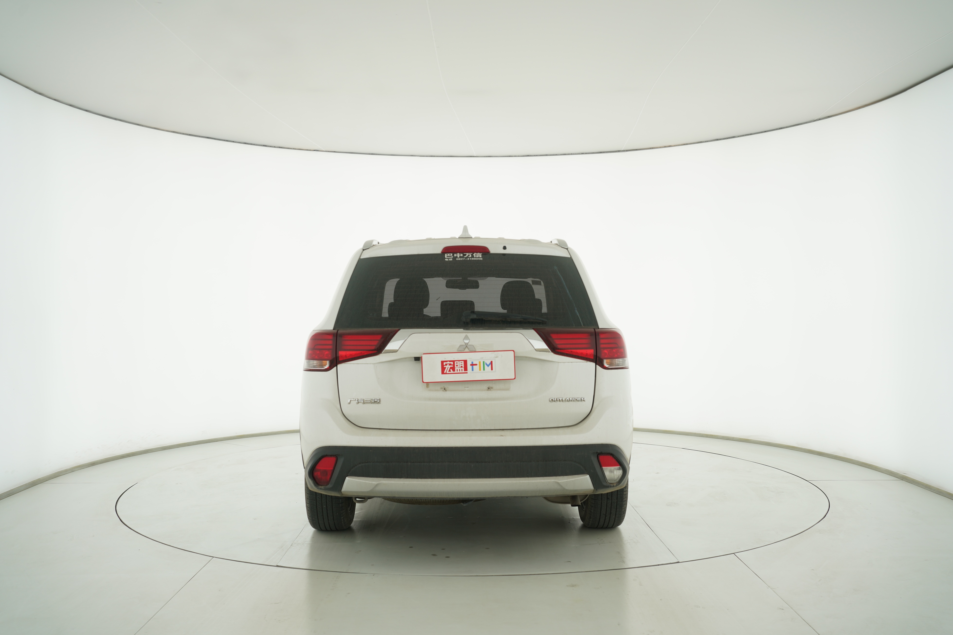 Mitsubishi Outlander 2018 — фото 6