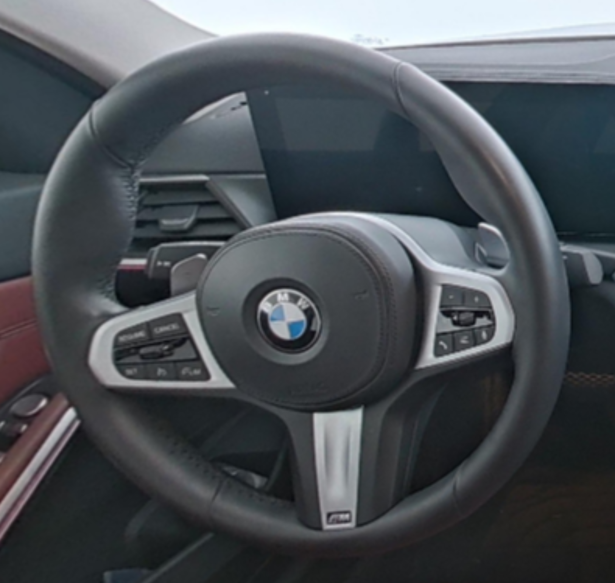 BMW 3 Series 2023 — фото 10