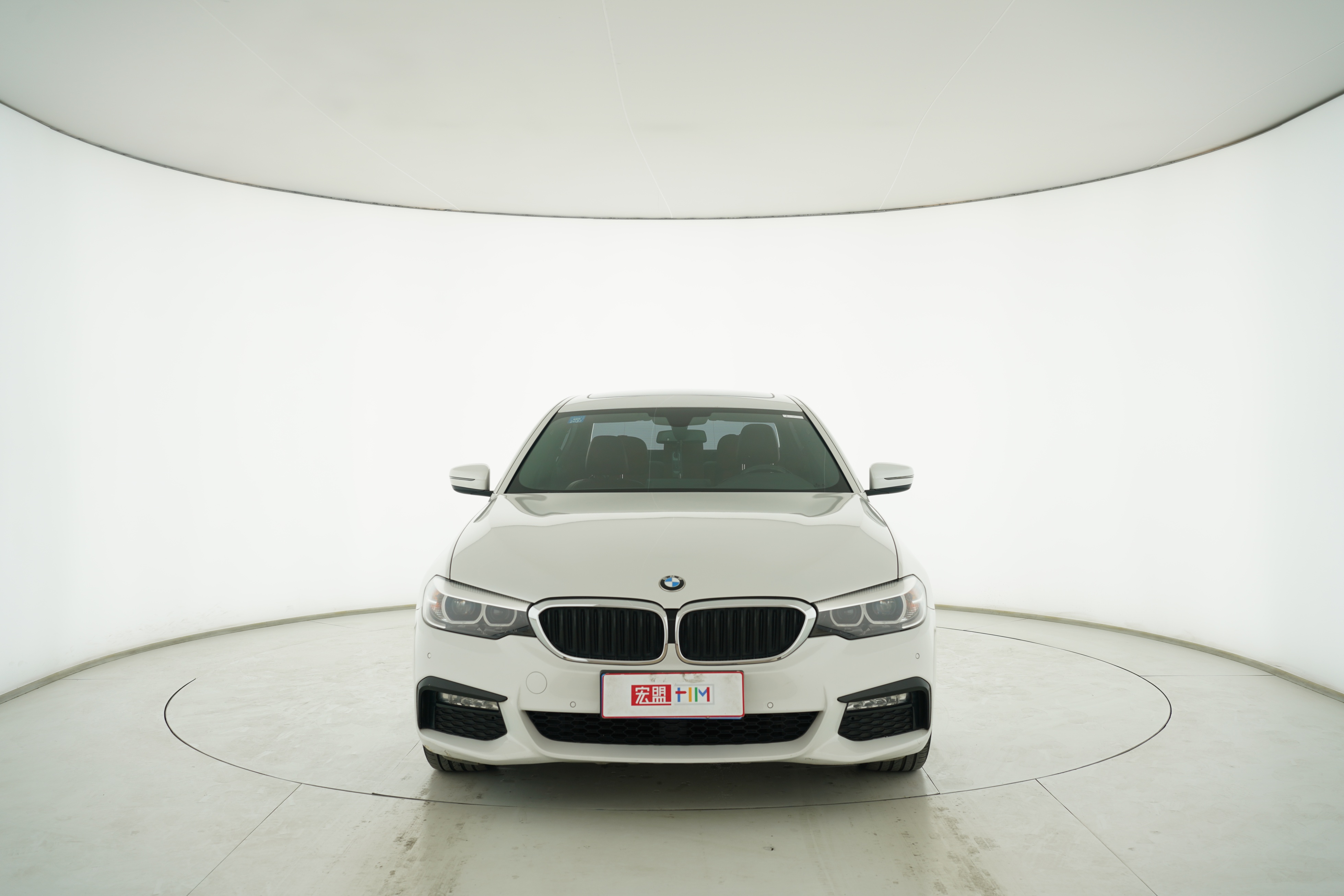 BMW 5 Series 2018 — фото 5