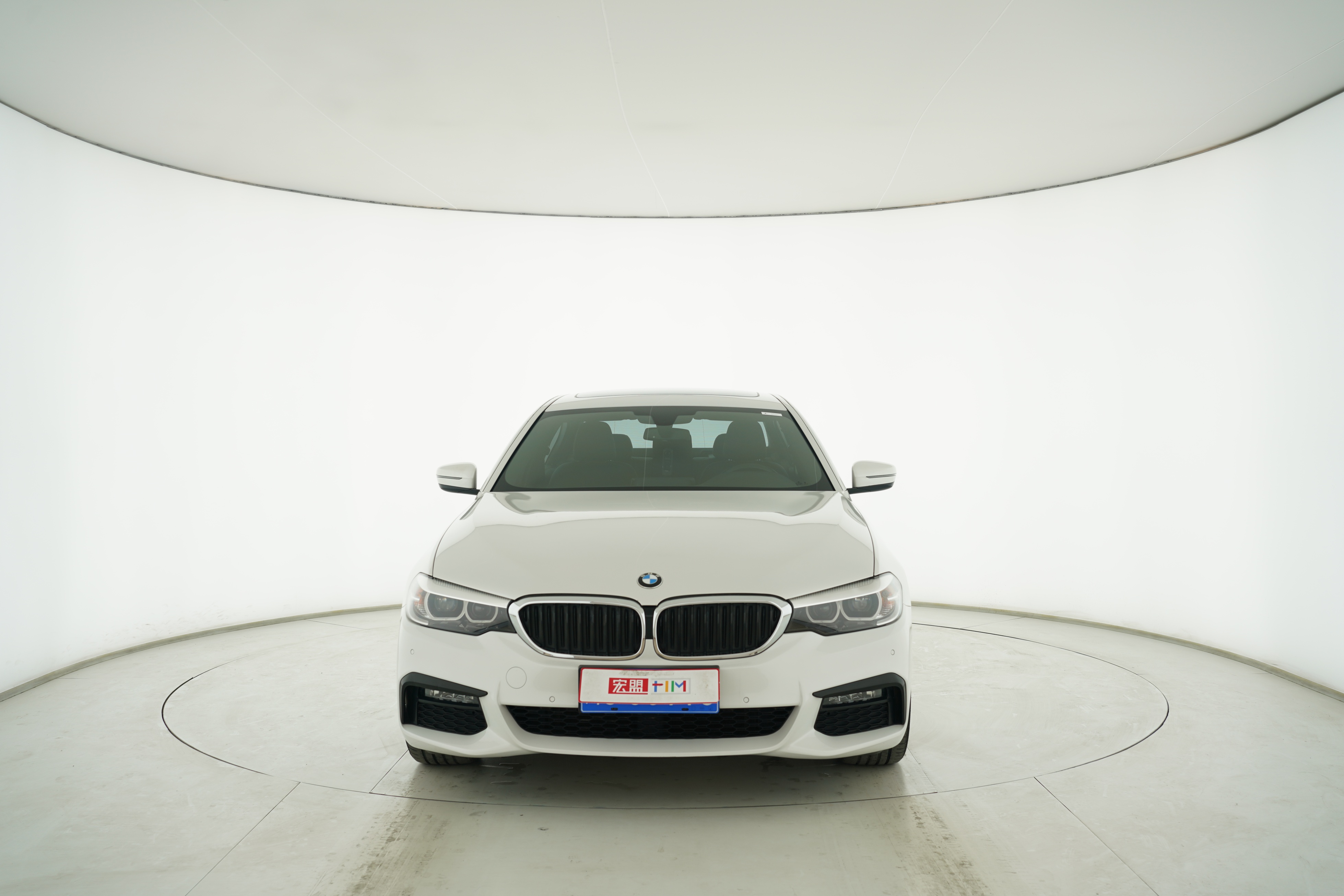 BMW 5 Series 2019 — фото 5