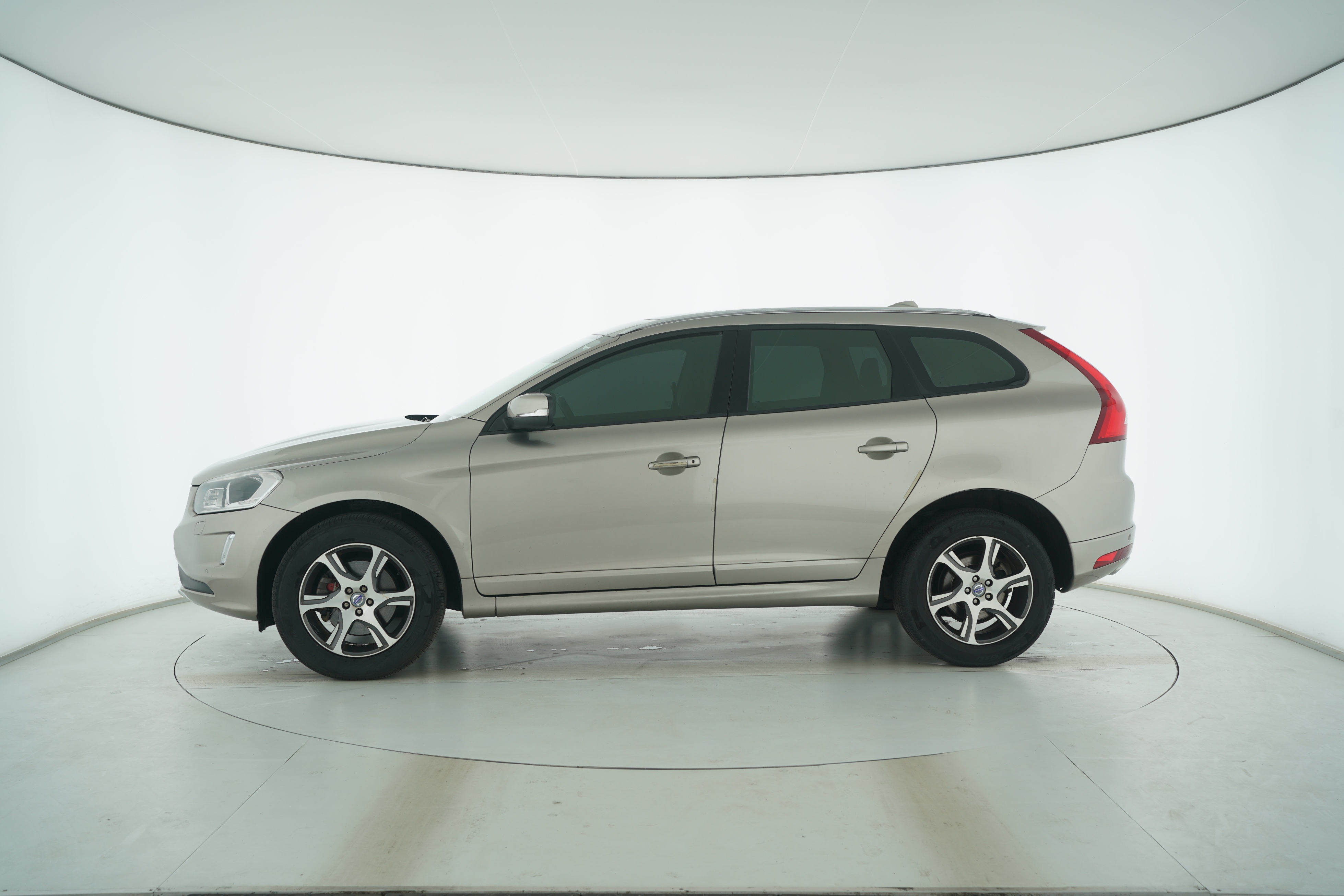 VOLVO XC60(Imported) 2013 — фото 7