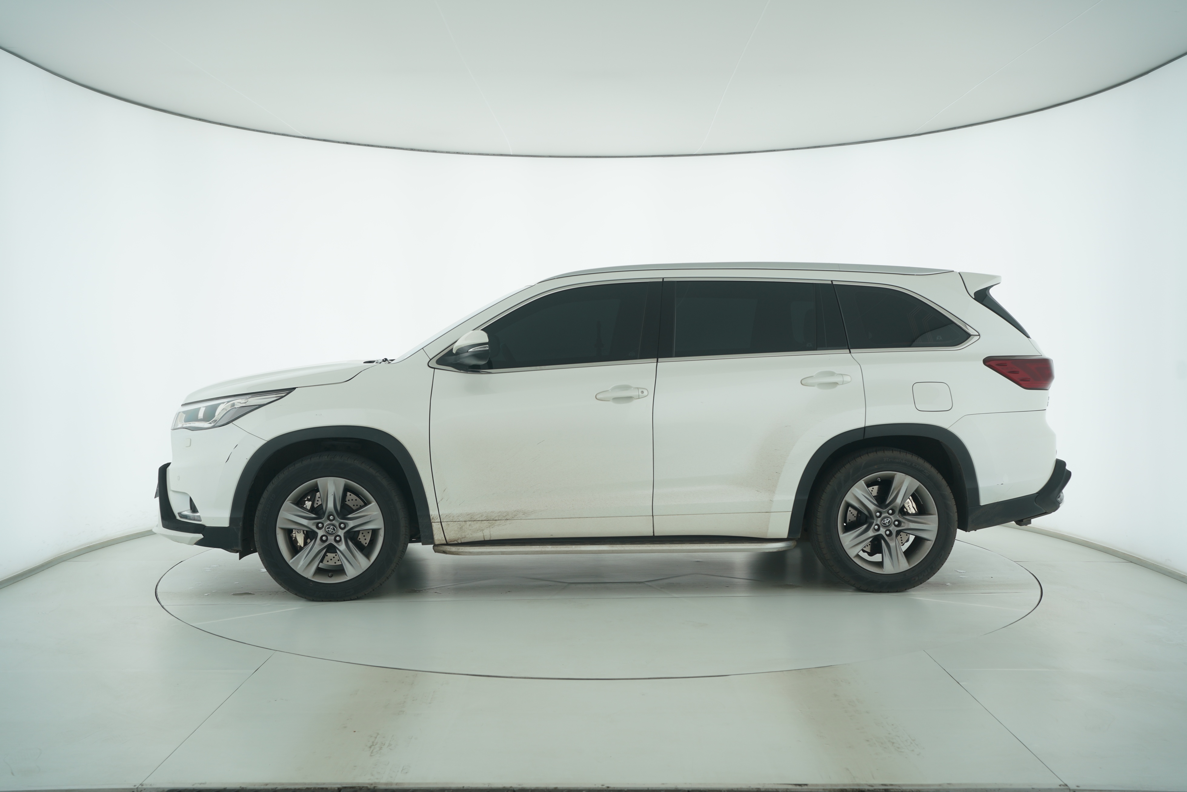 Toyota Highlander 2017 — фото 7