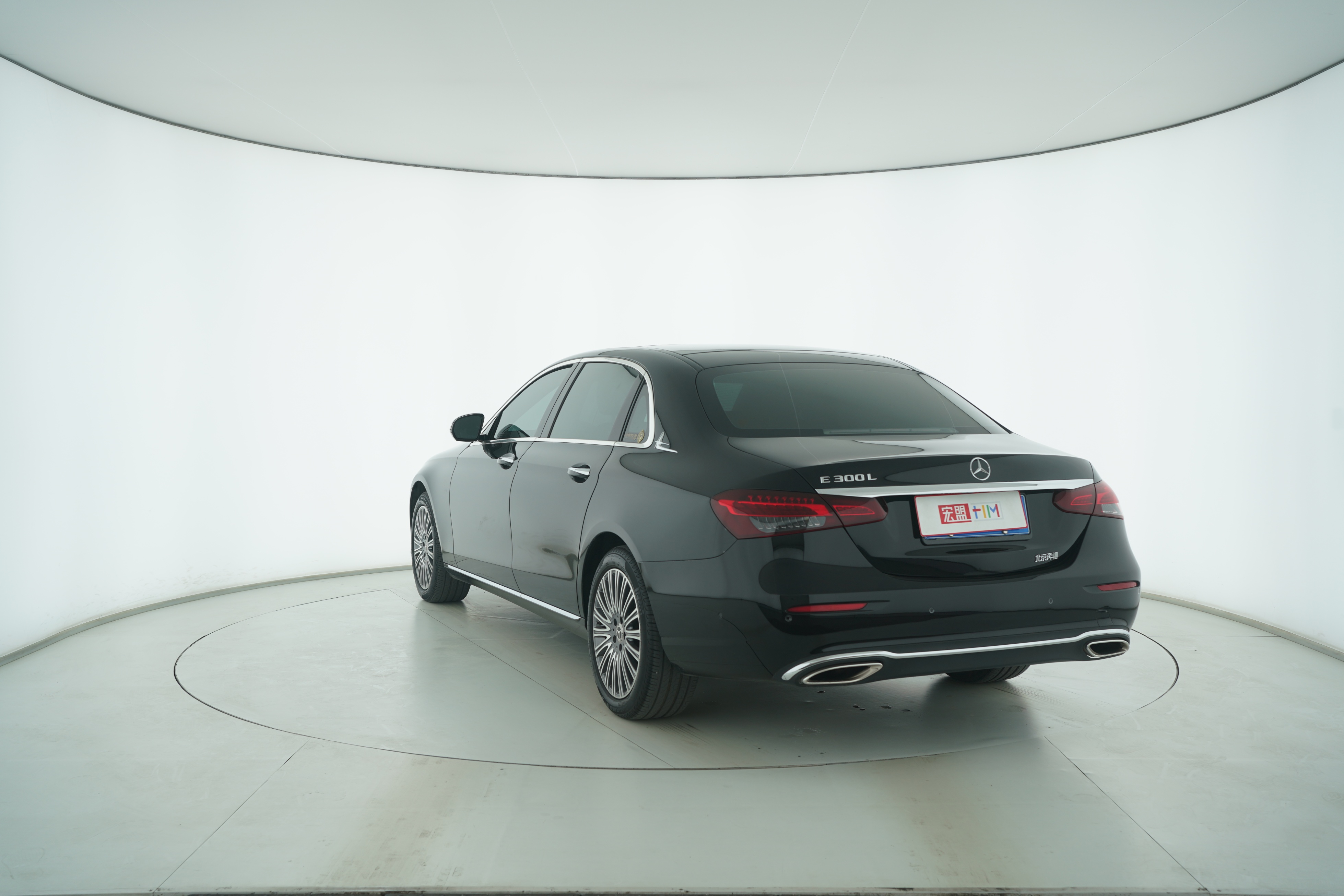 Mercedes Benz E-Class 2023 — фото 3
