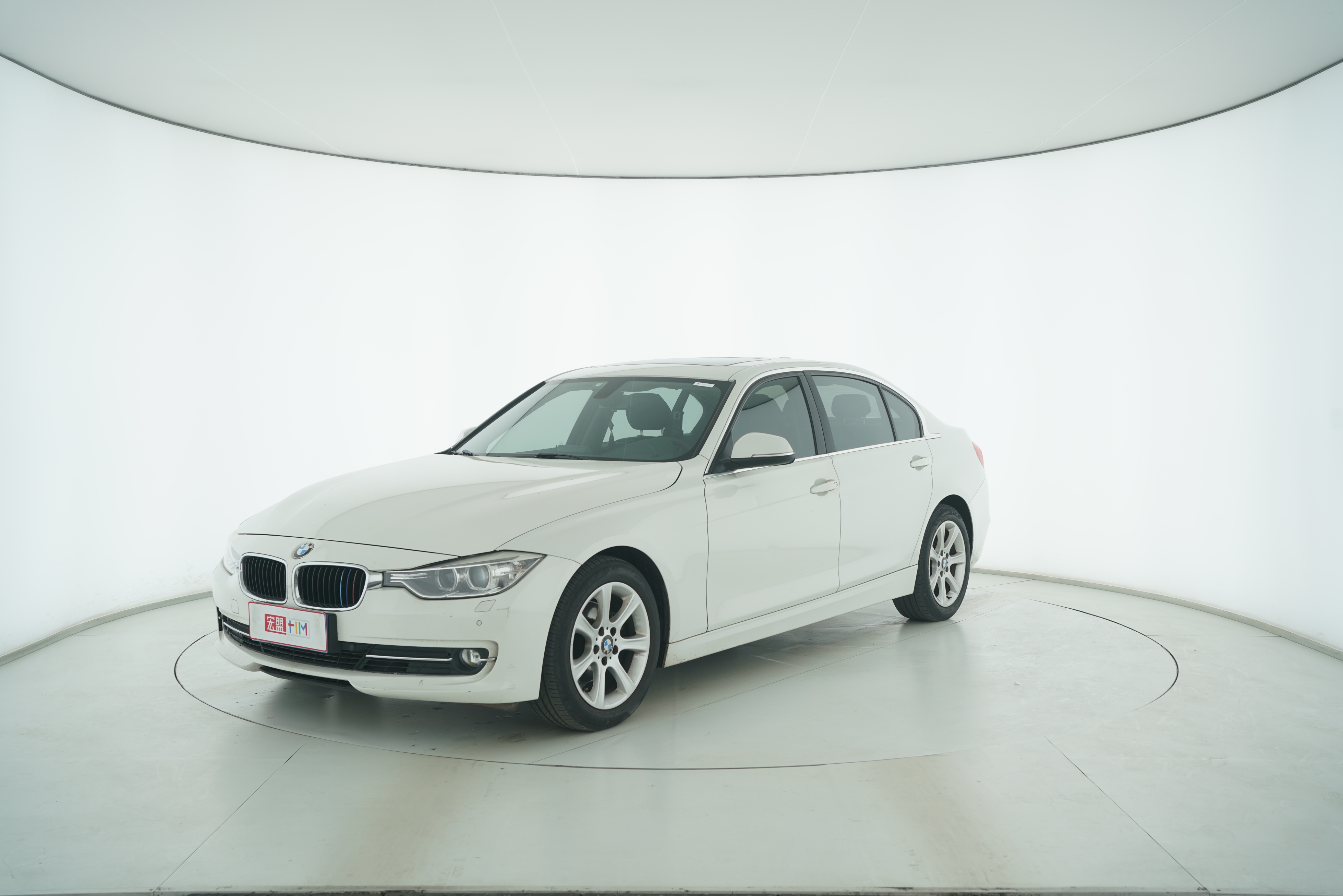 BMW 3 Series 2014 — фото 1