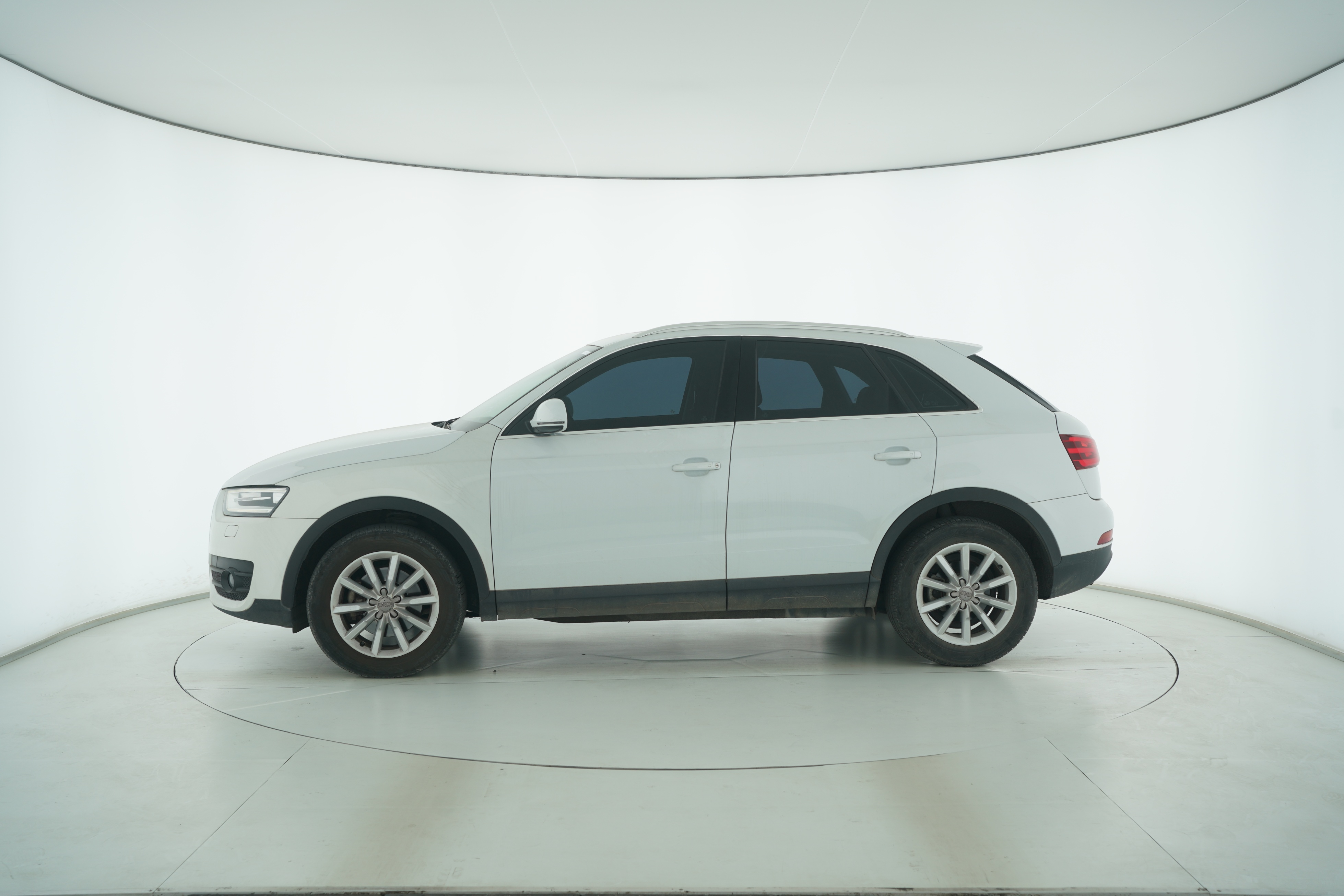 Audi Q3 2015 — фото 7