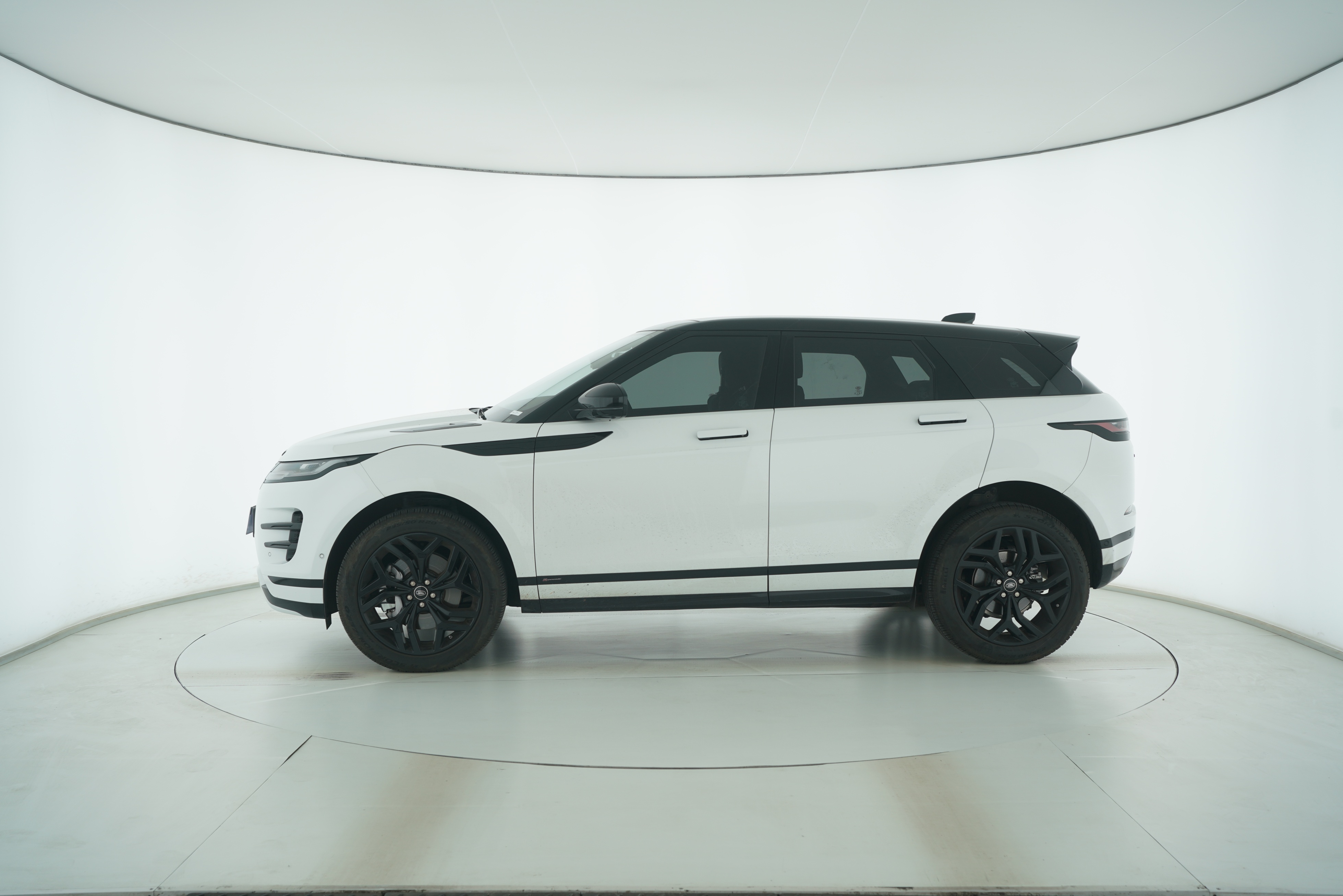 Land Rover Range Rover Aurora 2020 — фото 7