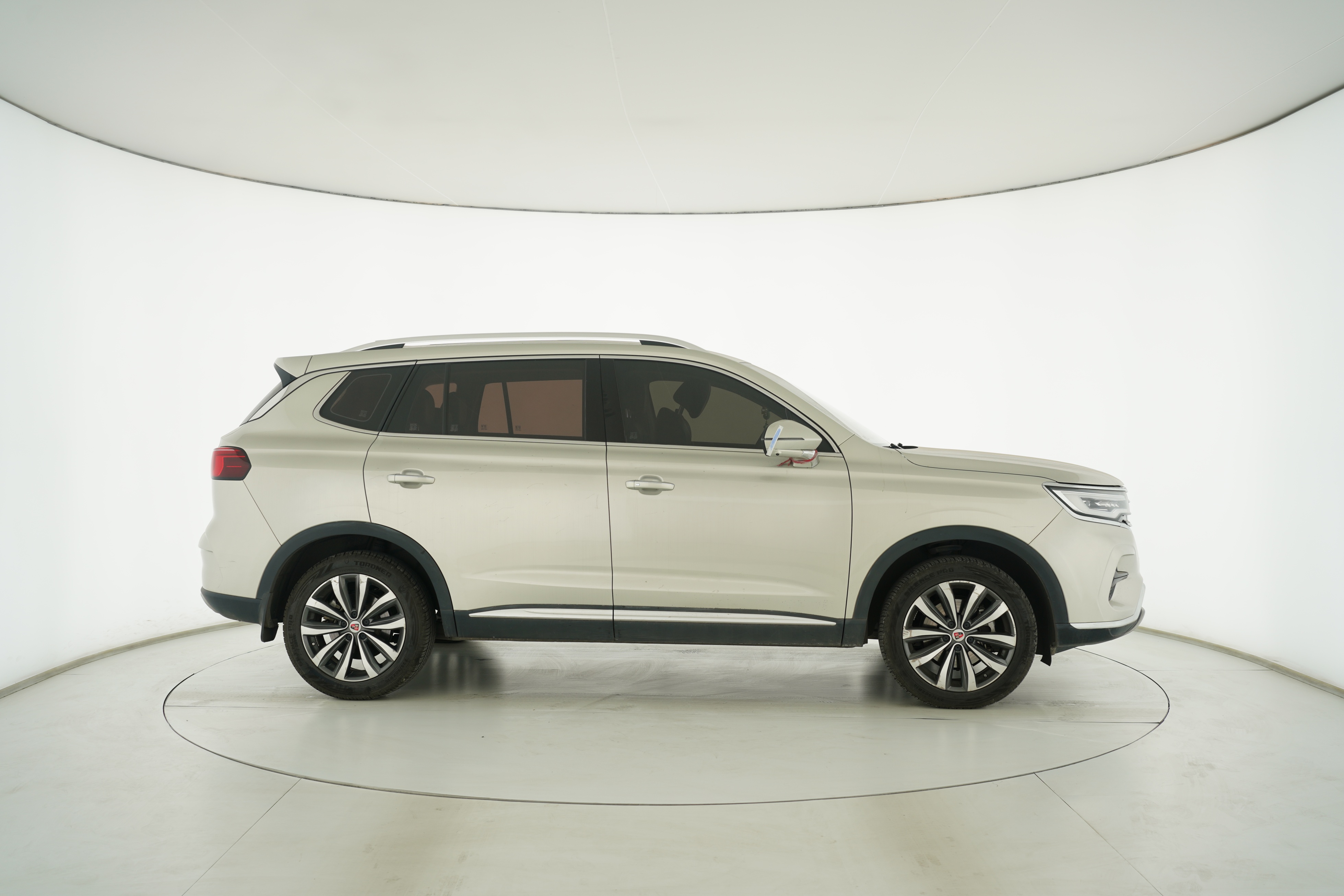 Roewe RX5 MAX 2019 — фото 8