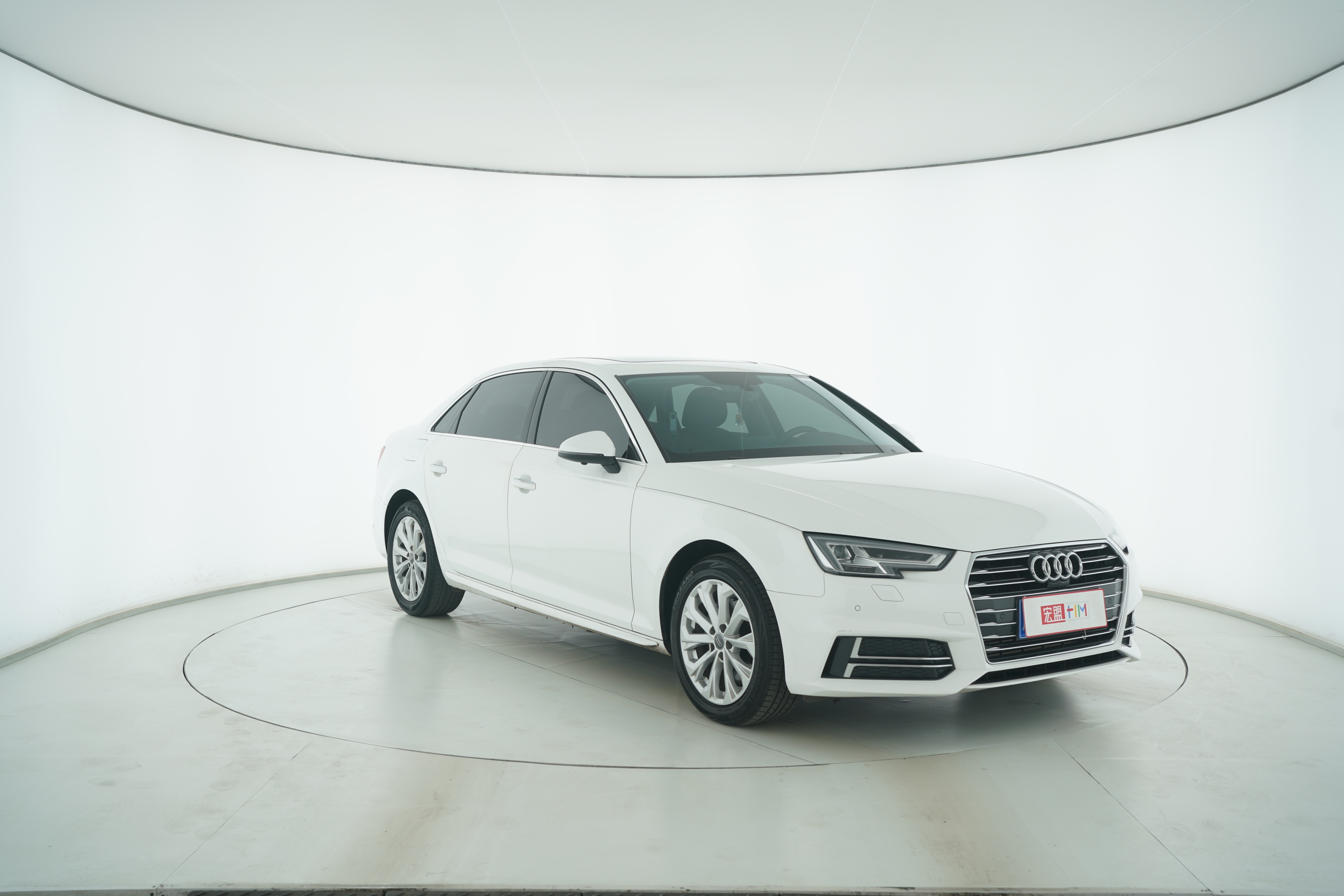 Audi A4L 2019 — фото 2