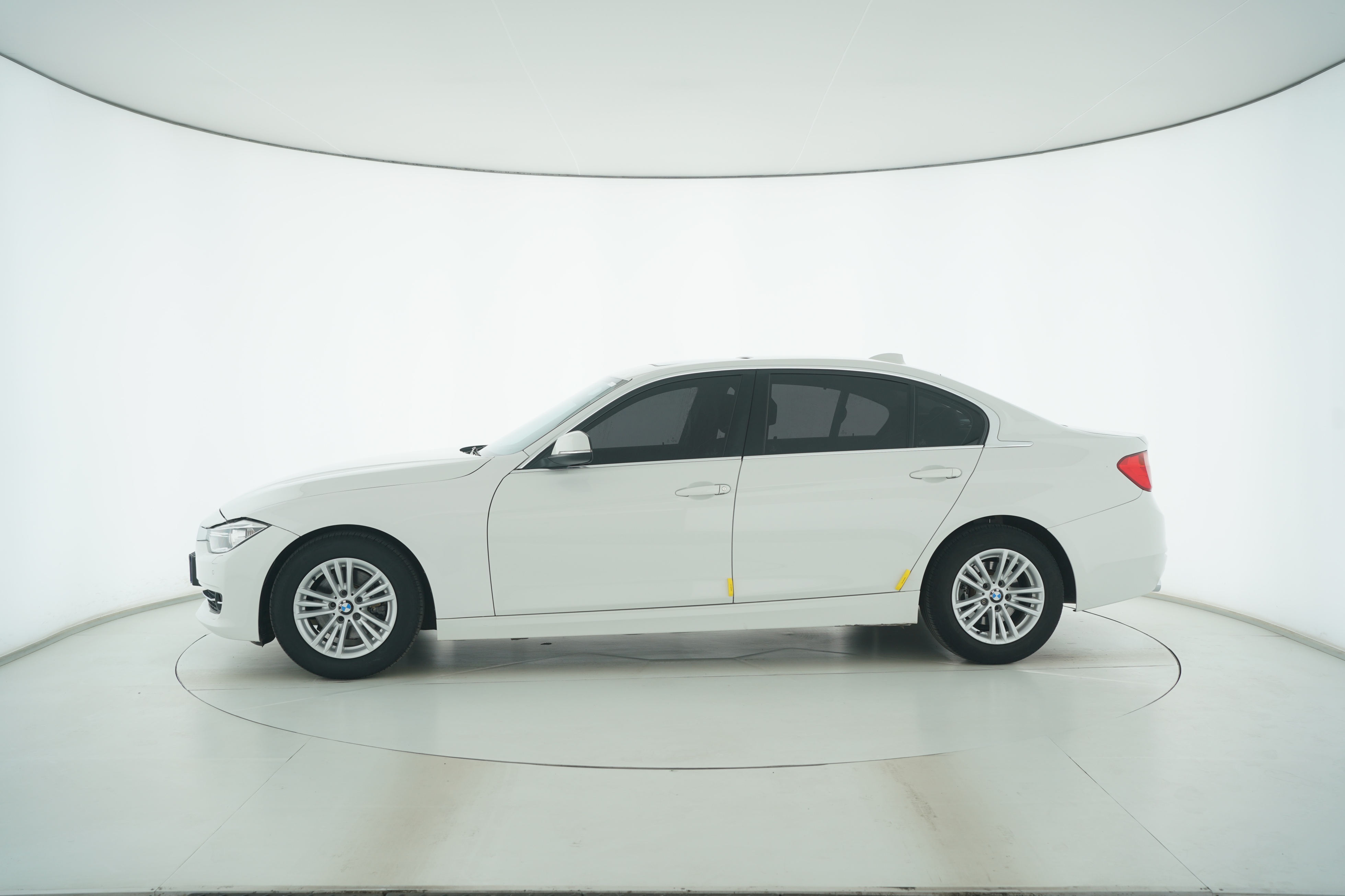 BMW 3 Series 2015 — фото 7
