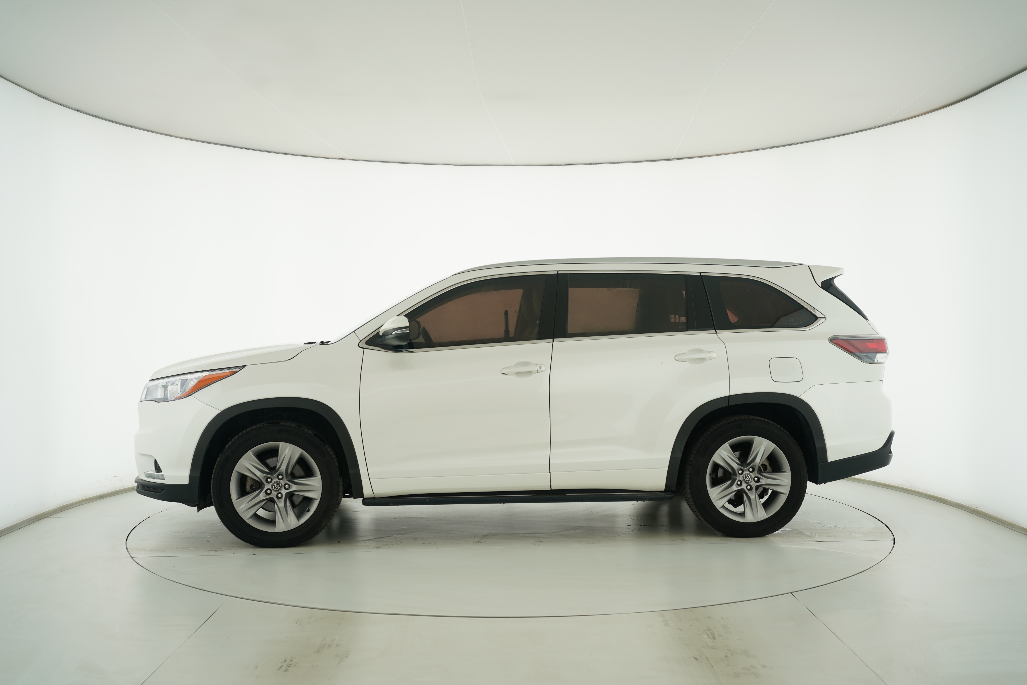 Toyota Highlander 2015 — фото 7