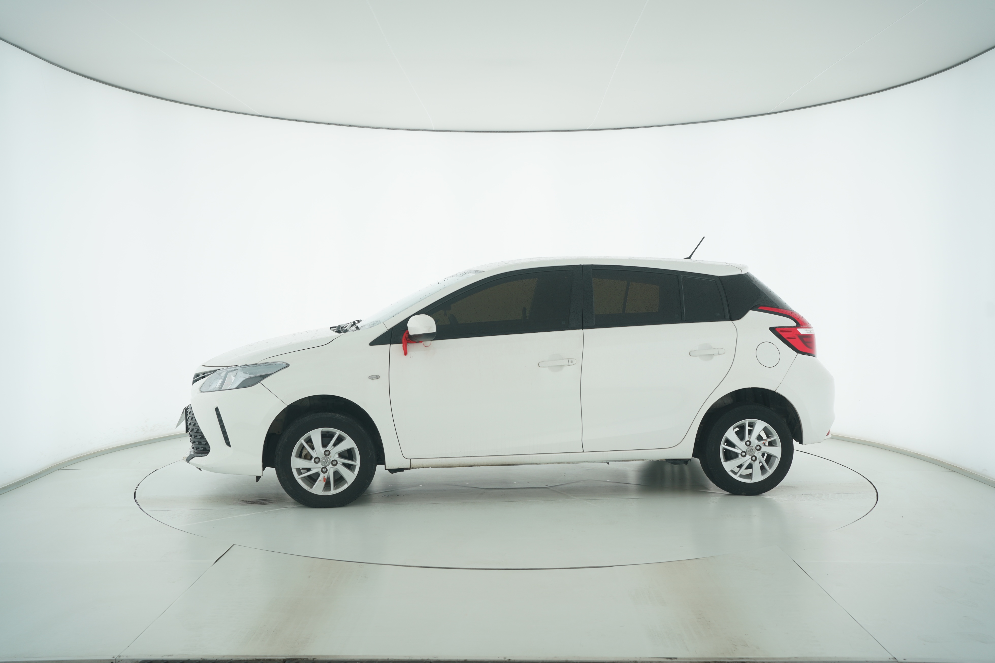 Toyota Vios FS 2017 — фото 7
