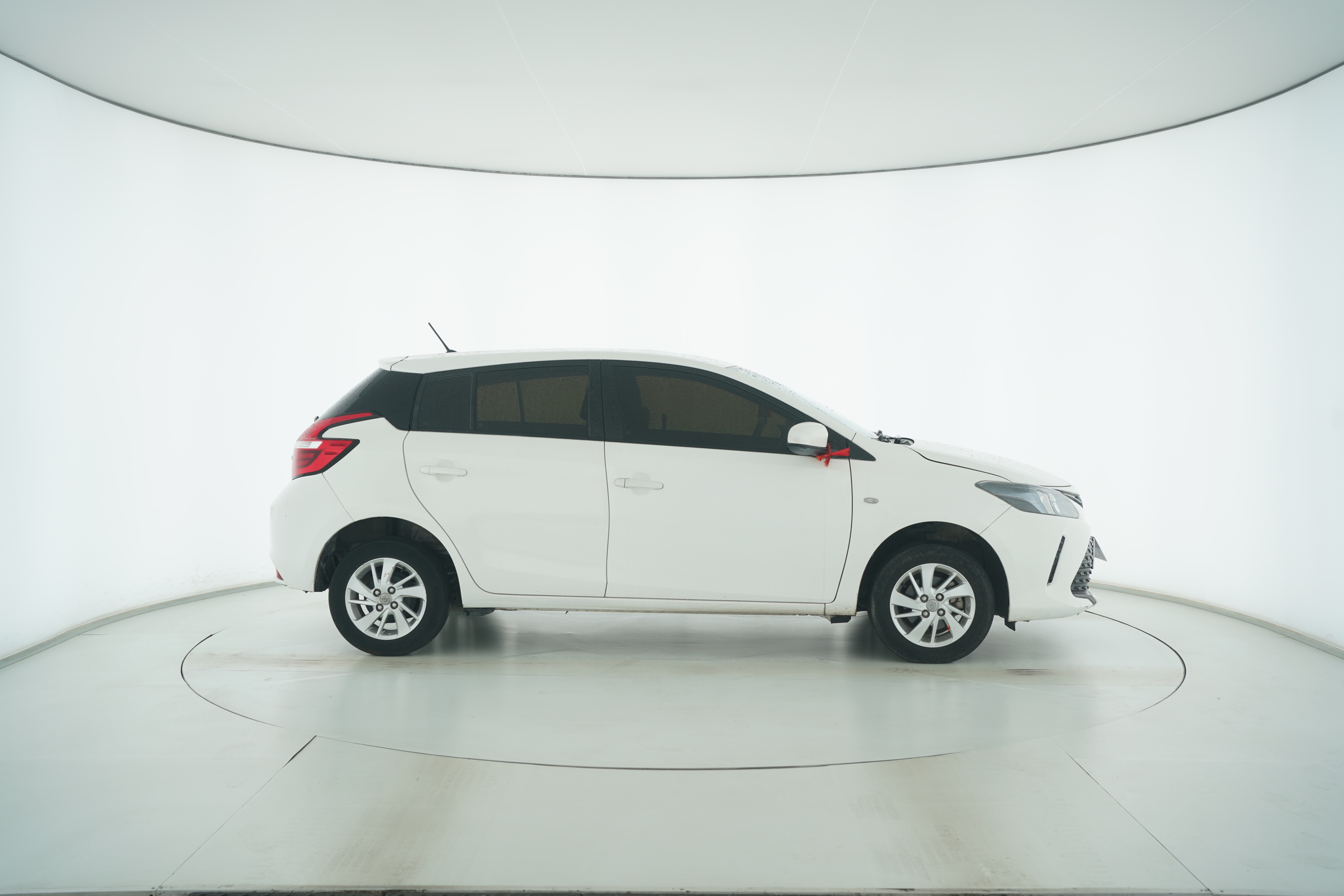 Toyota Vios FS 2017 — фото 8