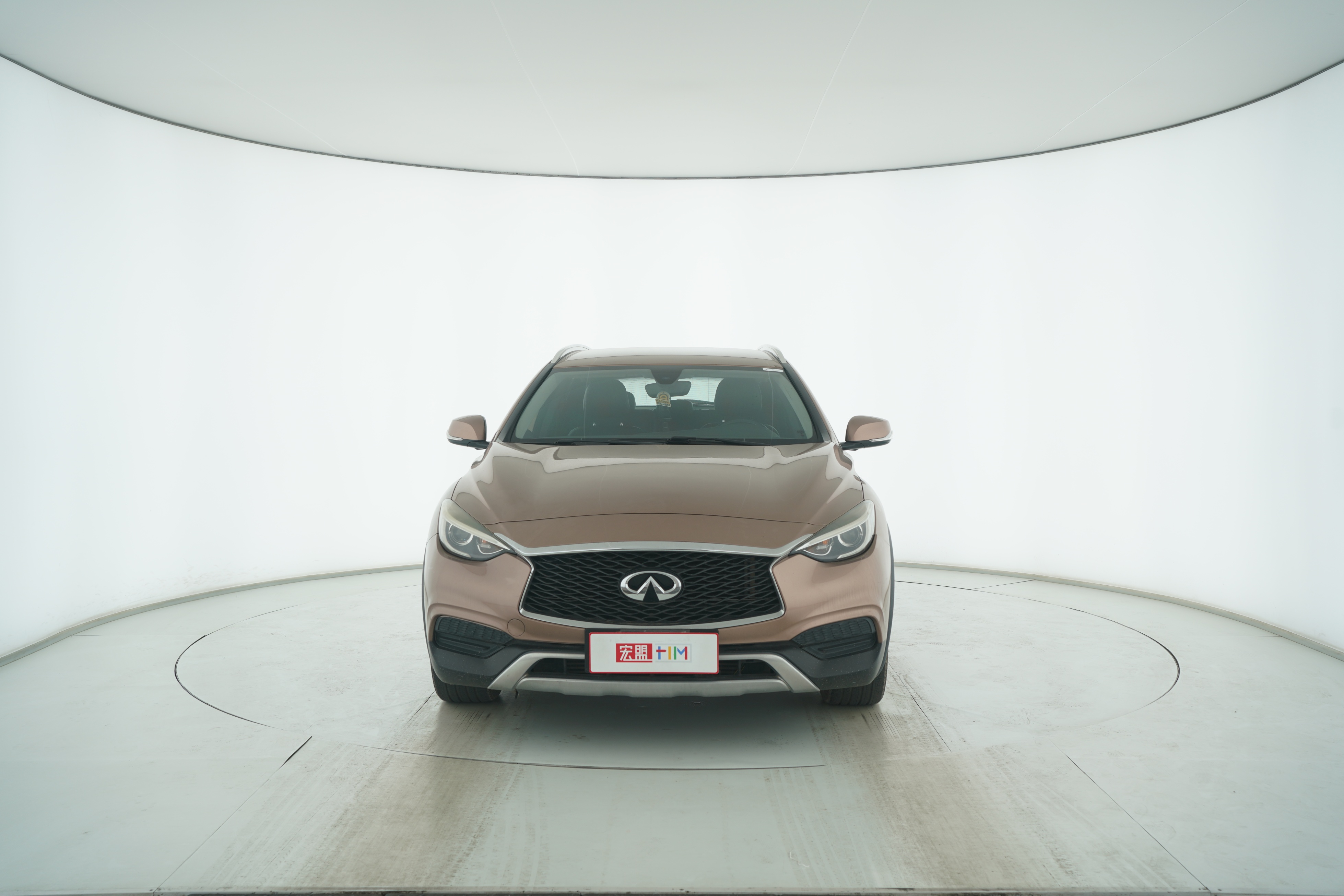 Infiniti QX30 2017 — фото 5