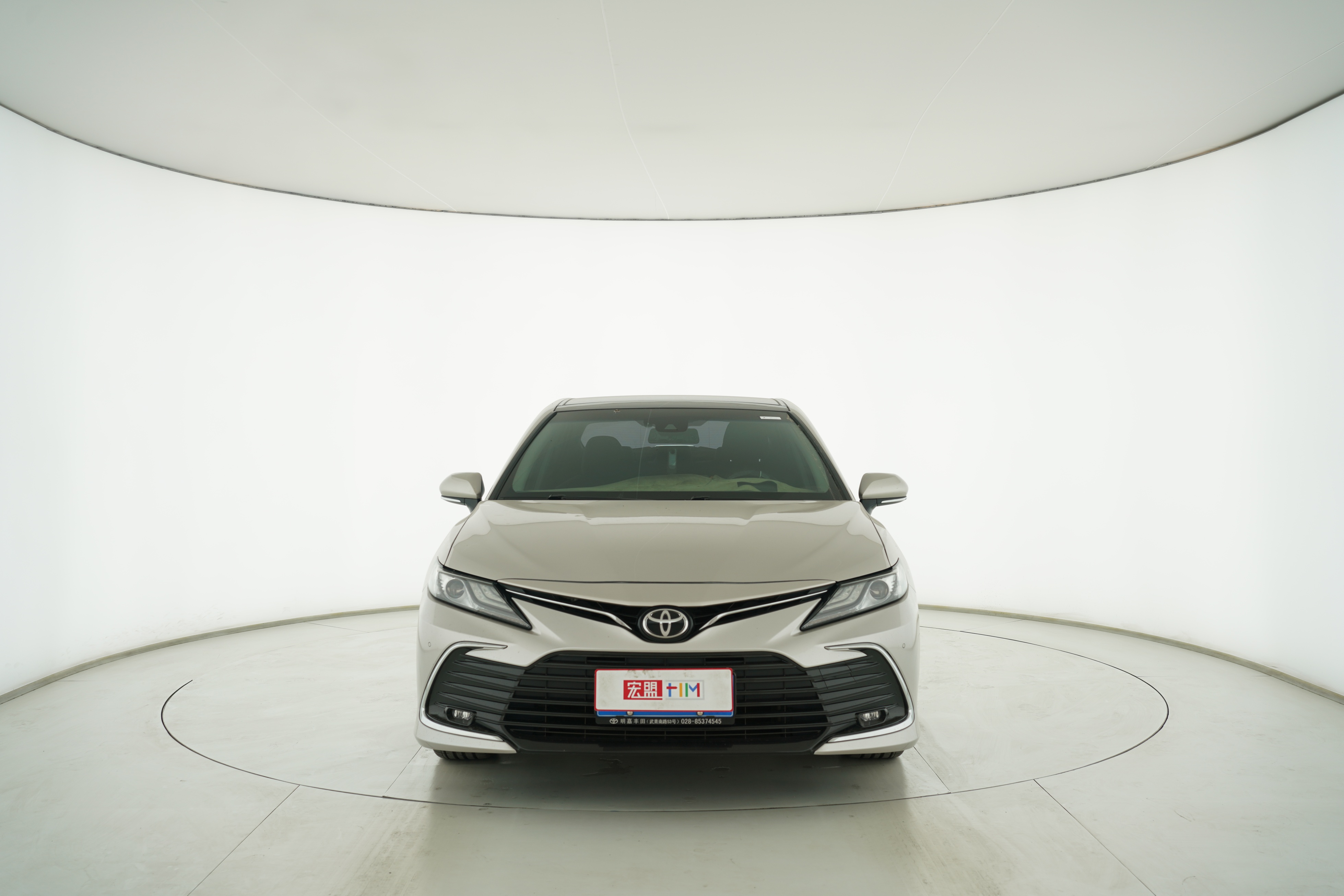Toyota Camry 2022 — фото 5